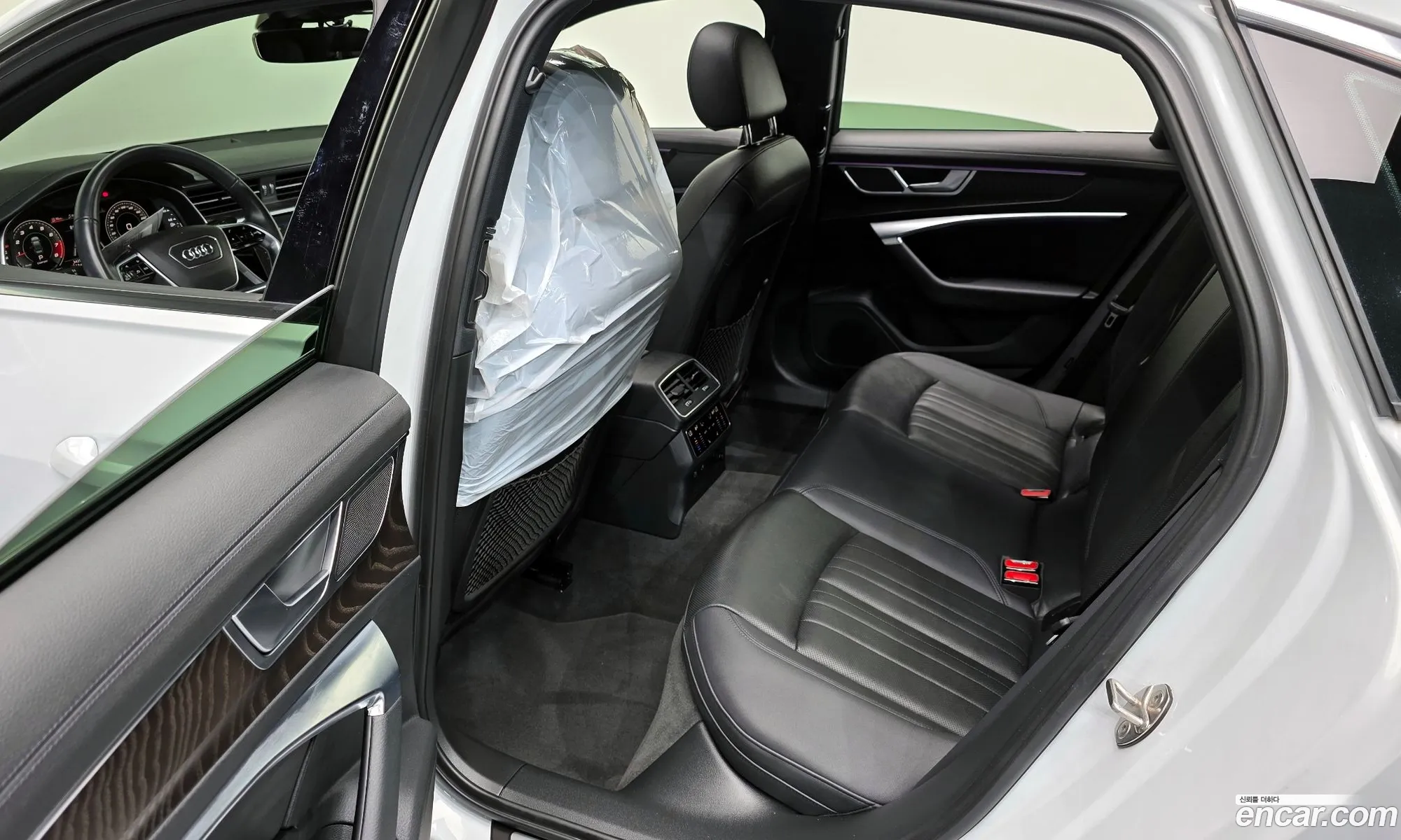 Audi A6 2021 WAUZZZF22MN078747 — 24