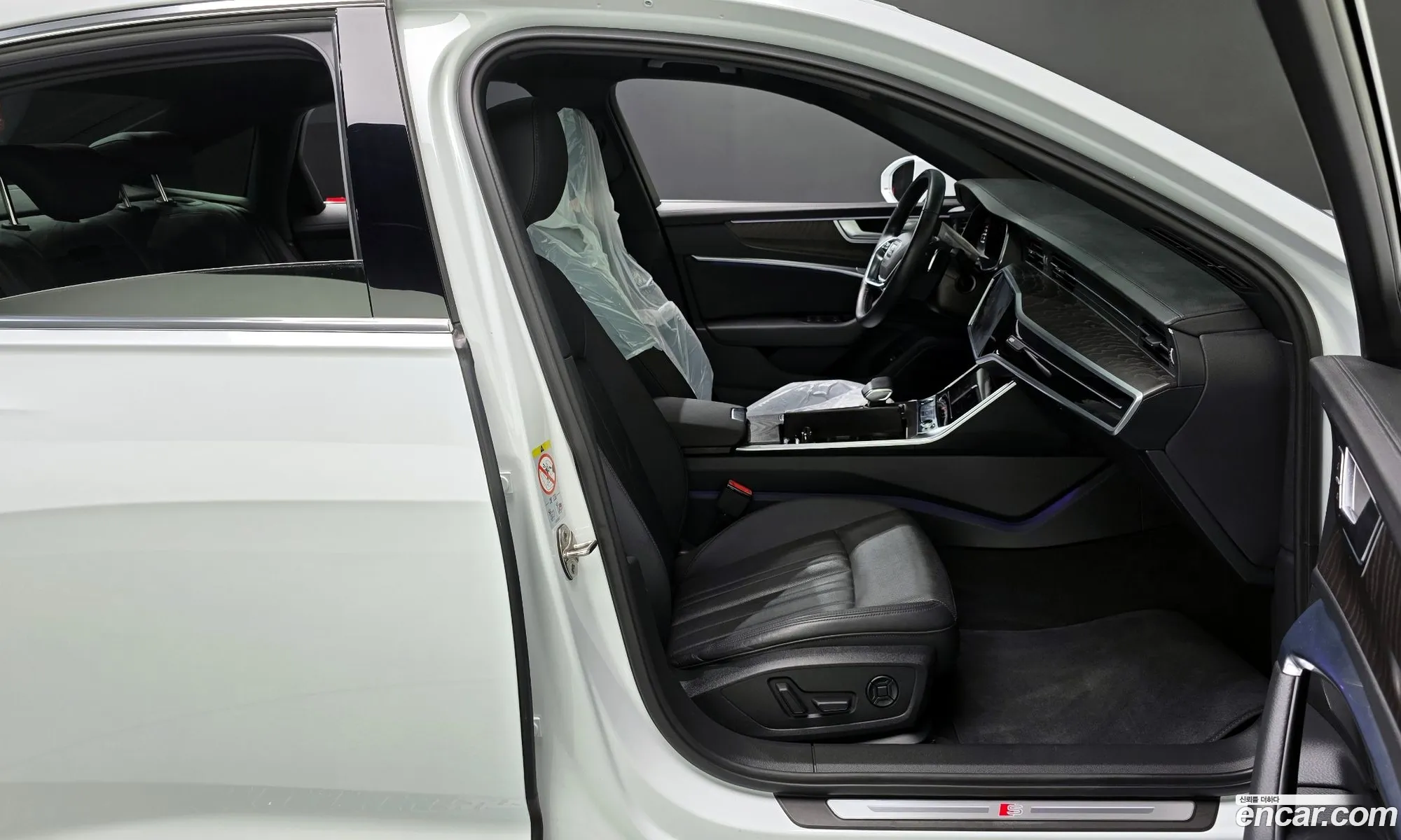 Audi A6 2021 WAUZZZF22MN078747 — 31