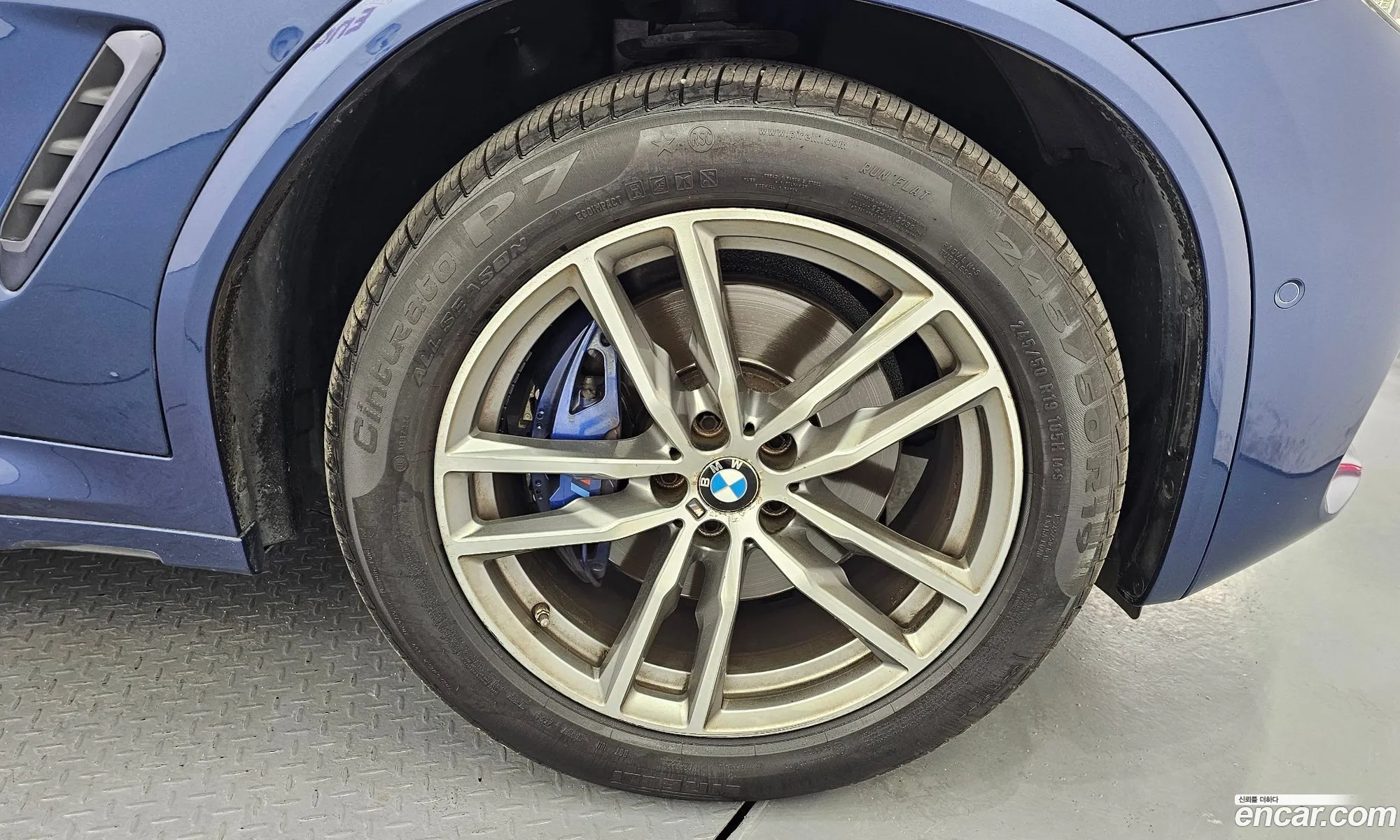 BMW X3 2019 WBATX3109KLF52526 — 19
