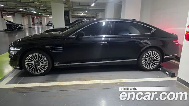 Genesis Electrified G80 2023 — 2