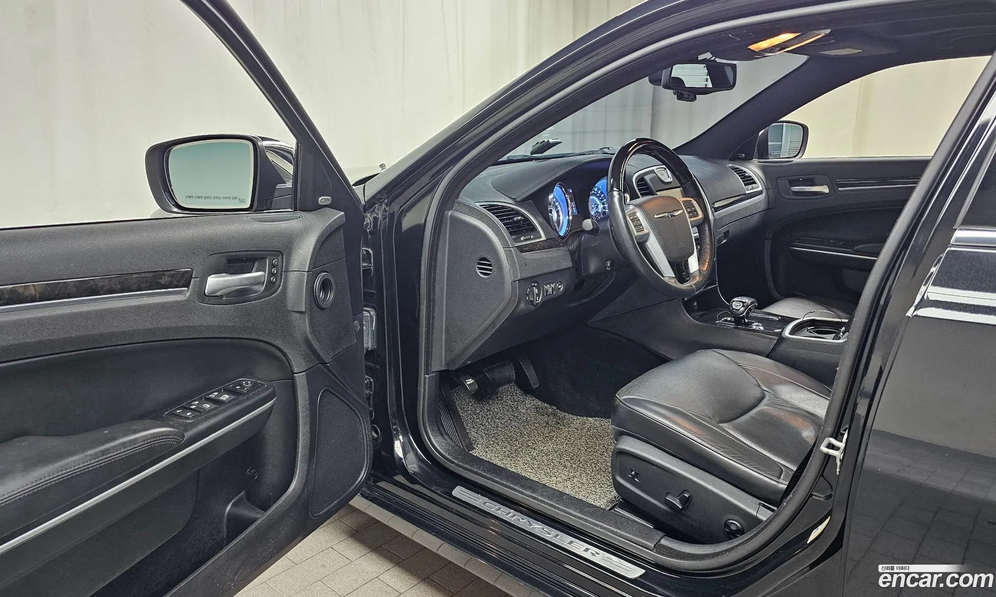 Chrysler 300C 2014 — 5