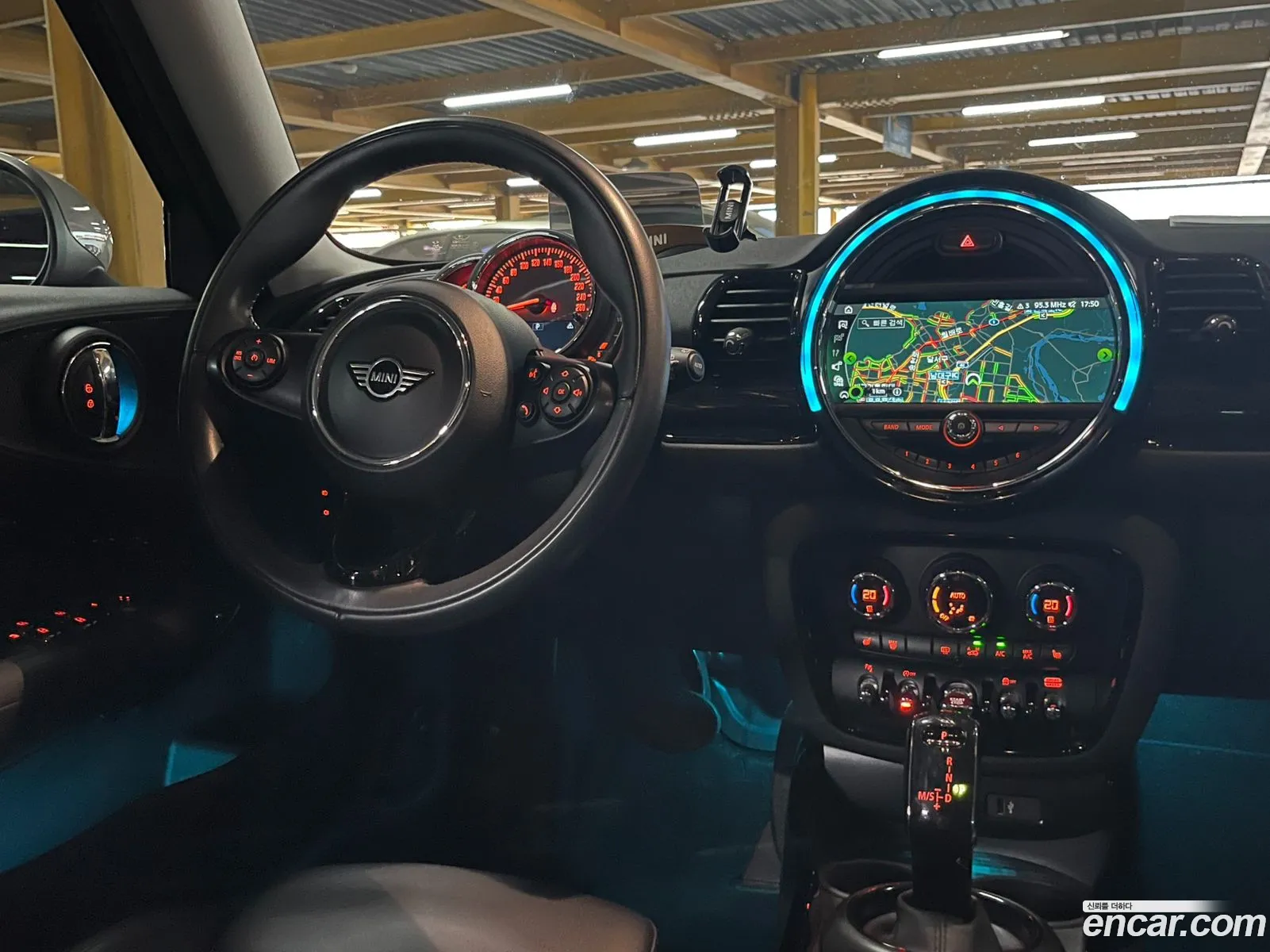 Mini Cooper D Clubman 2019 — 12