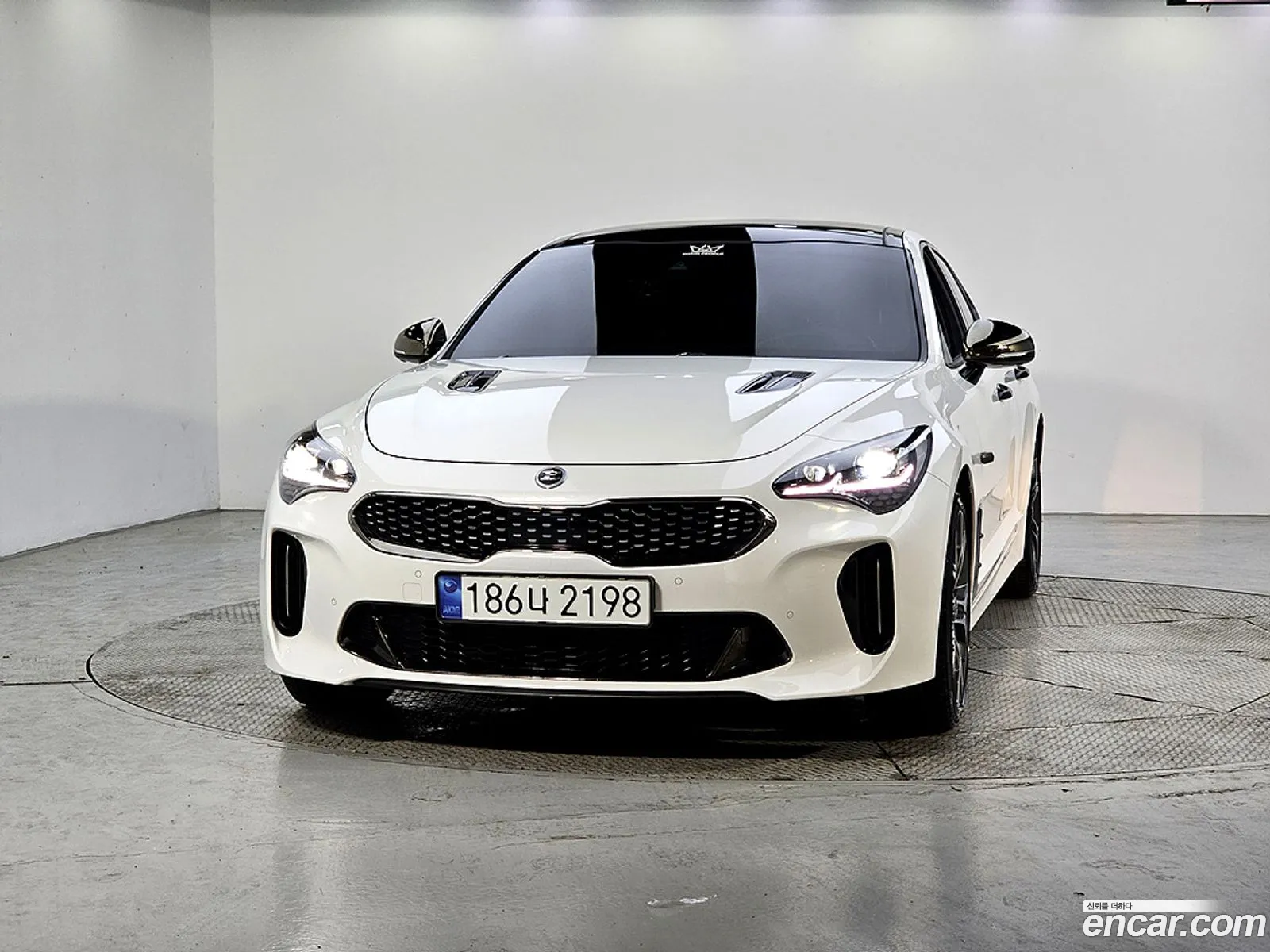 Kia Stinger 2018 — 19