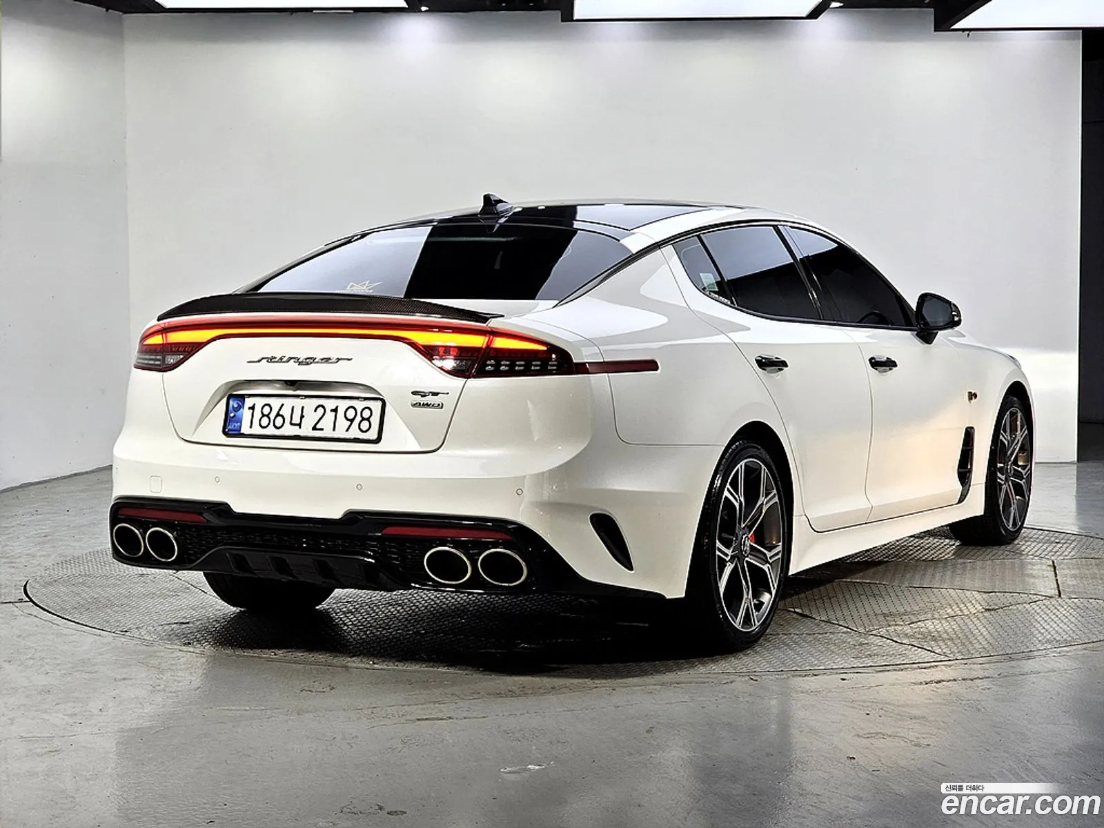 Kia Stinger 2018 — 10