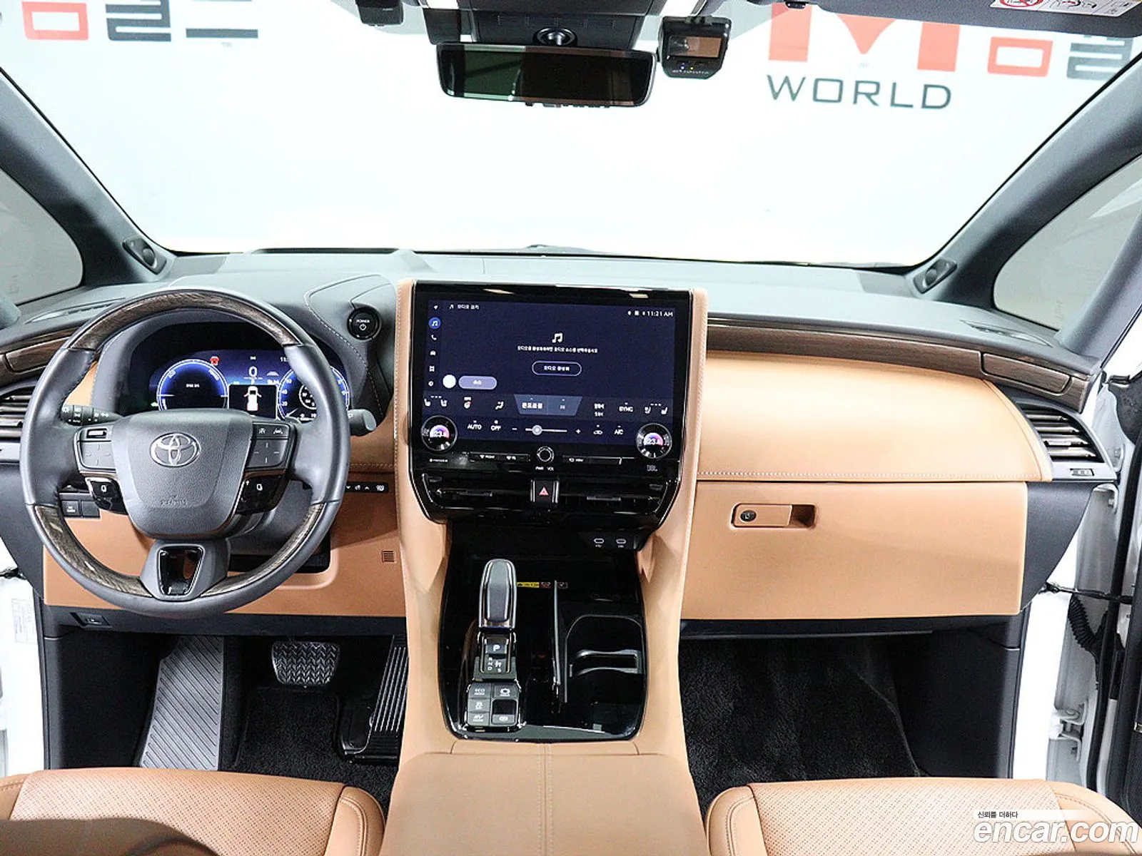 Toyota Alphard 2023 — 20