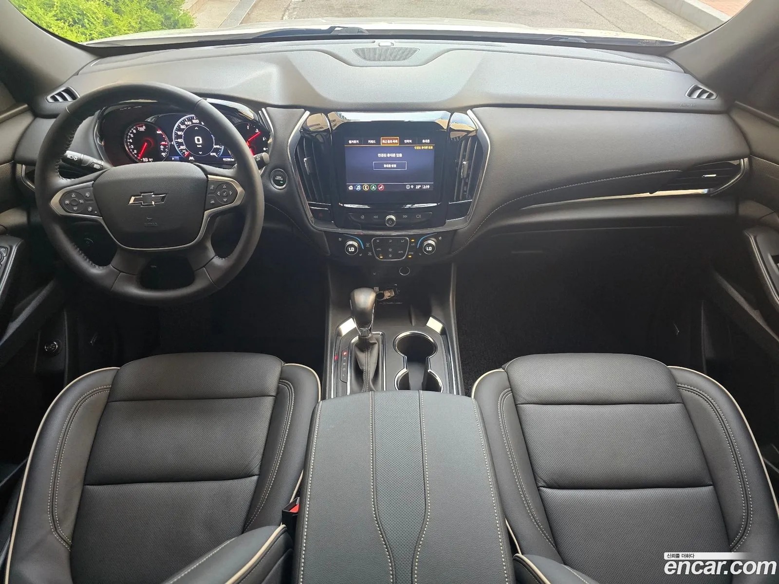 Chevrolet (GM Daewoo) Traverse 2022 — 19