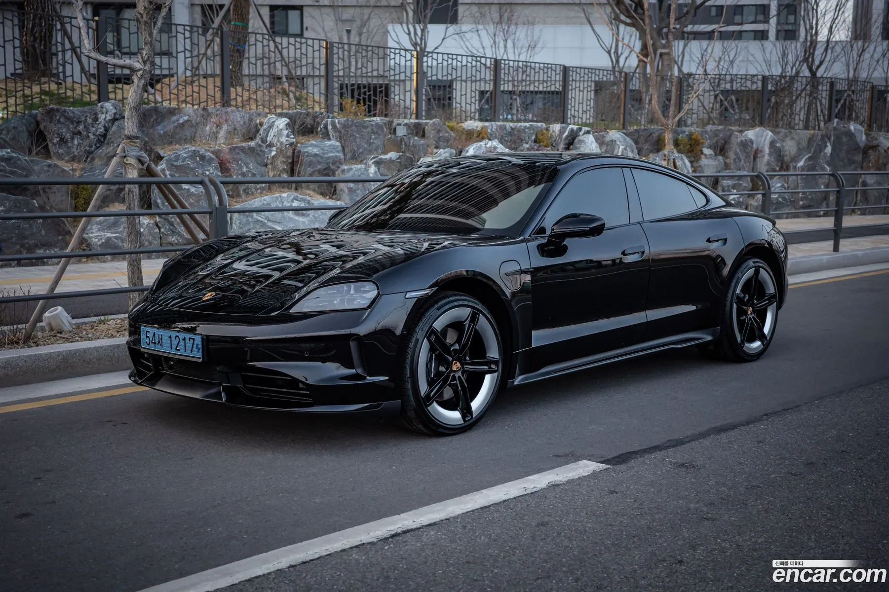 Porsche Taycan 2026 — 4