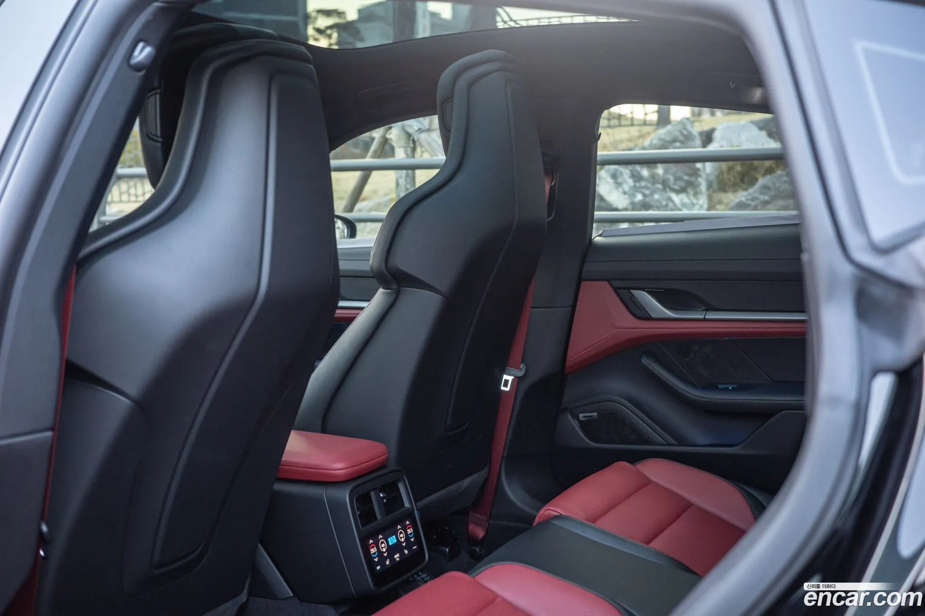 Porsche Taycan 2026 — 5