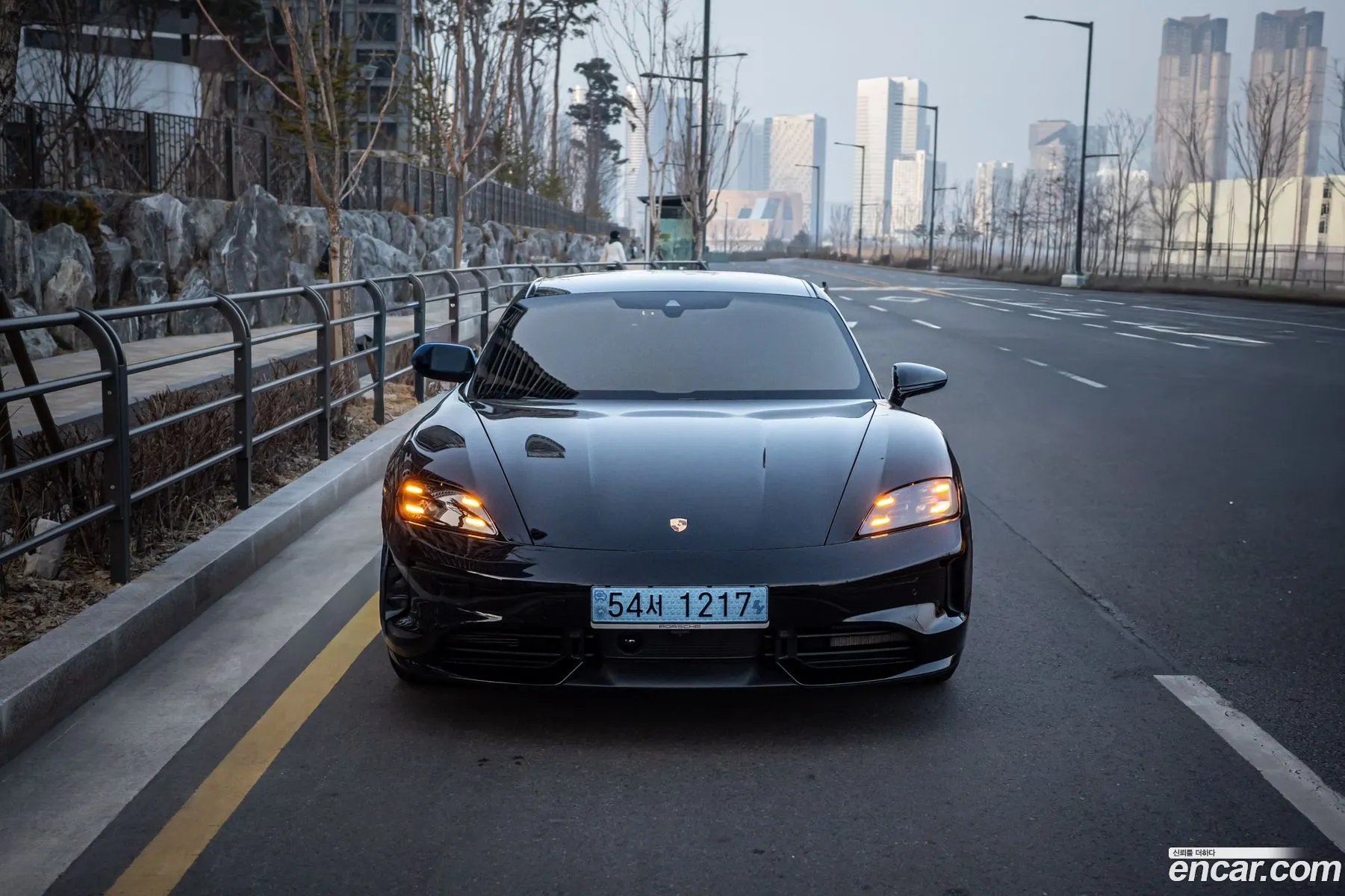 Porsche Taycan 2026 — 13