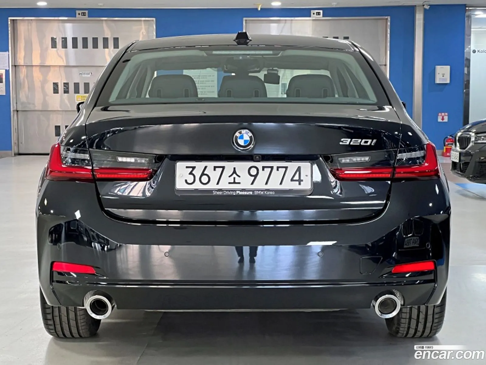 BMW 3 Series 2025 — 12