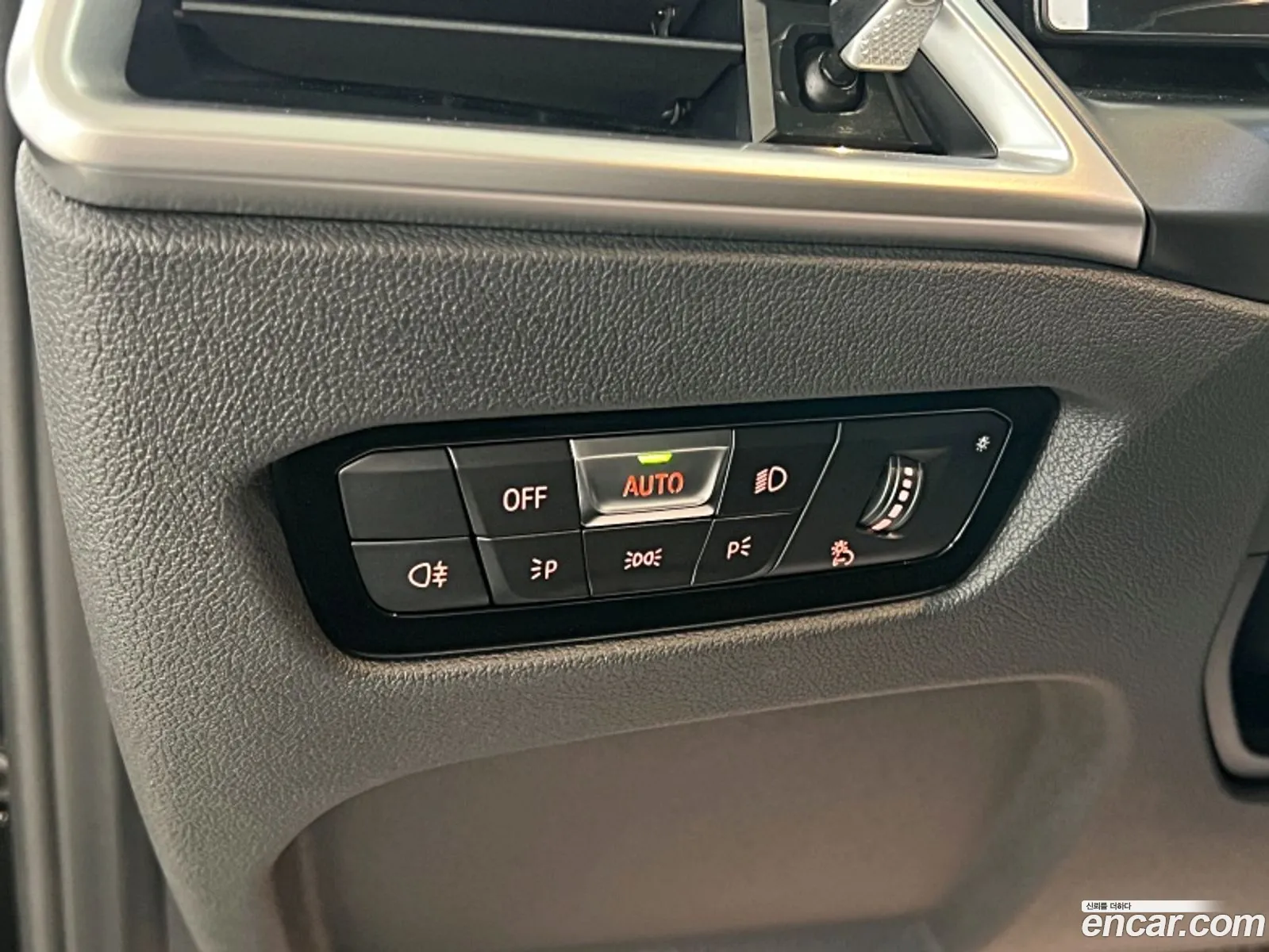 BMW 3 Series 2025 — 18