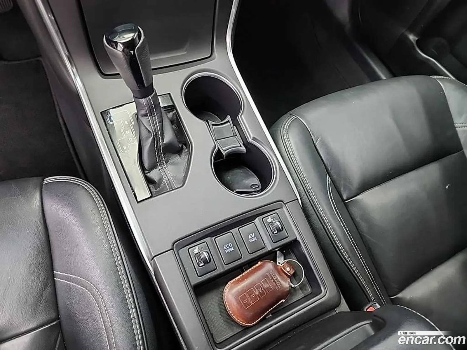 Toyota Camry 2016 — 5
