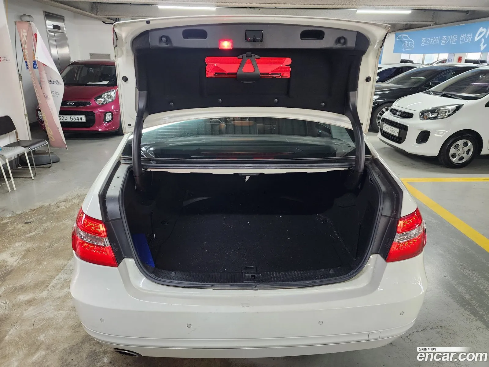 Mercedes-Benz E-Class W212 2011 — 8