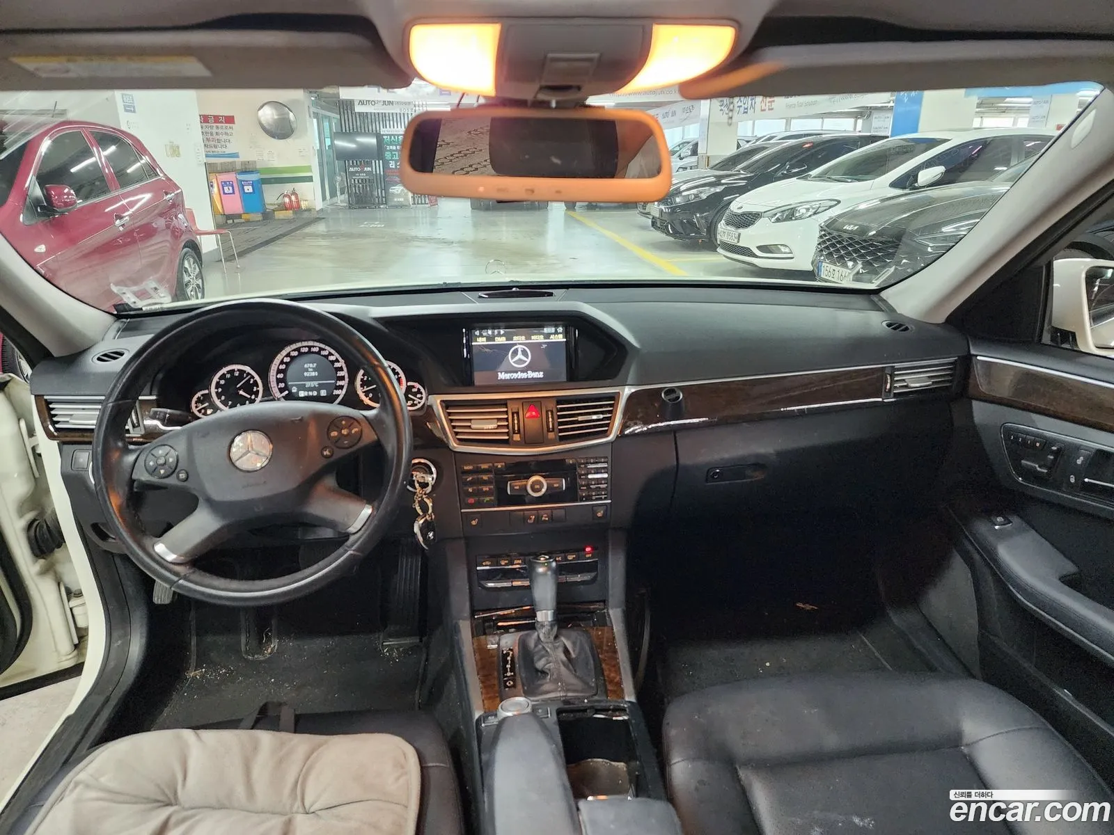Mercedes-Benz E-Class W212 2011 — 14