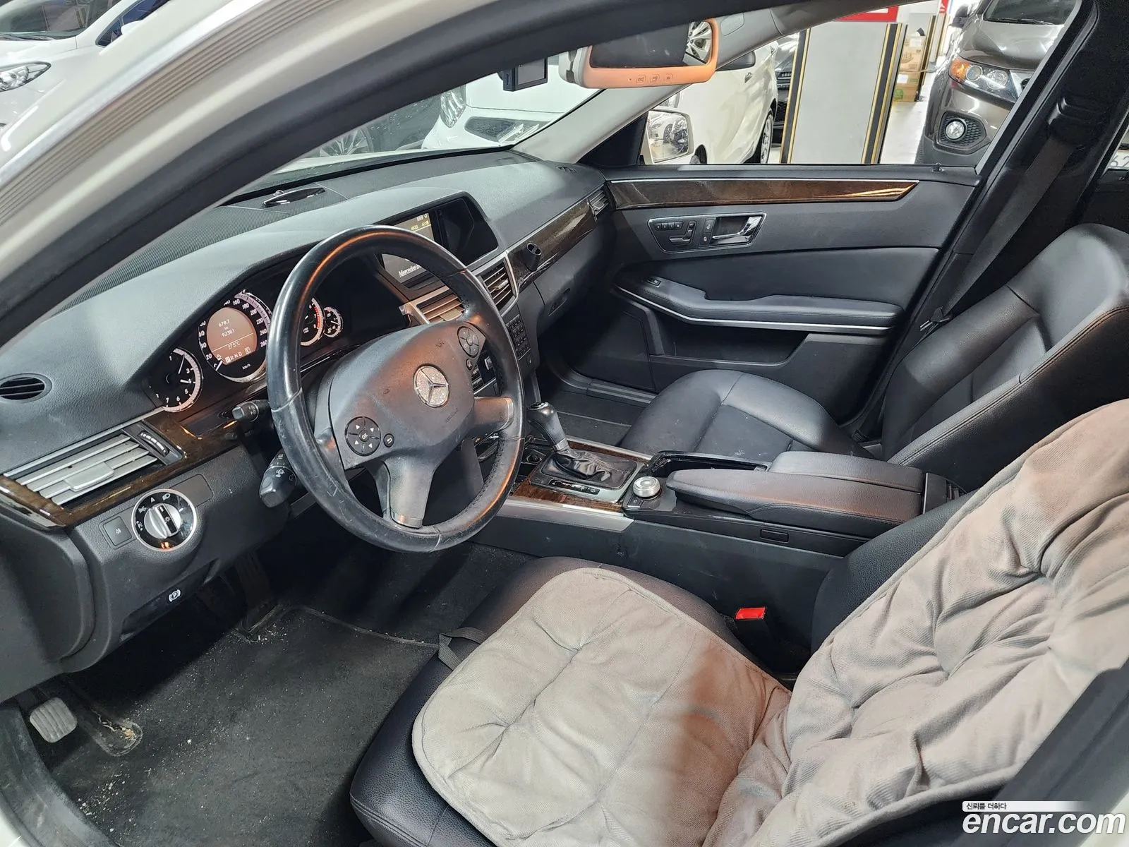 Mercedes-Benz E-Class W212 2011 — 5
