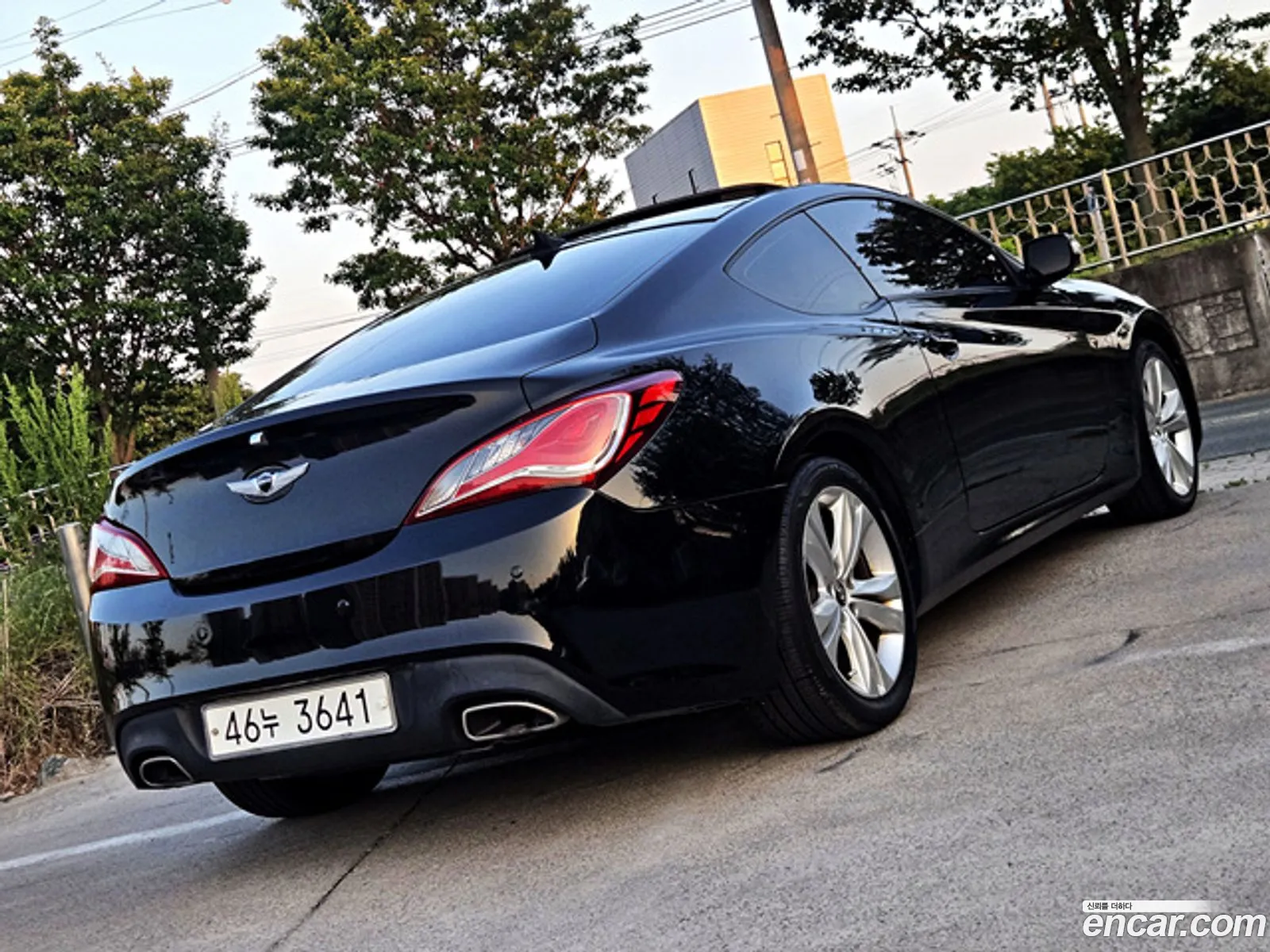 Hyundai Genesis Coupe 2010 — 10