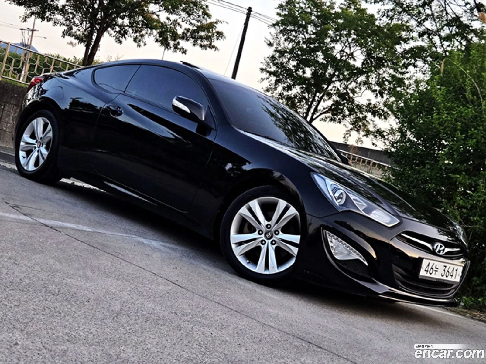 Hyundai Genesis Coupe 2010 — 3