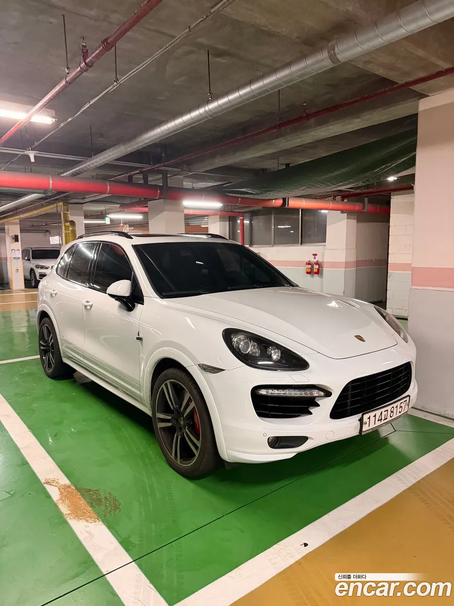 Porsche Cayenne 2013 — 16