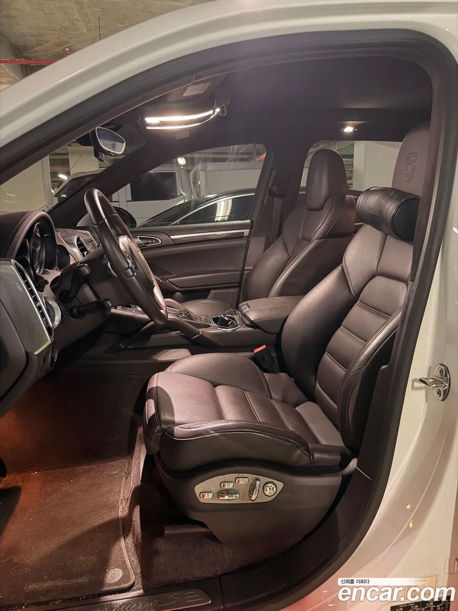 Porsche Cayenne 2013 — 11