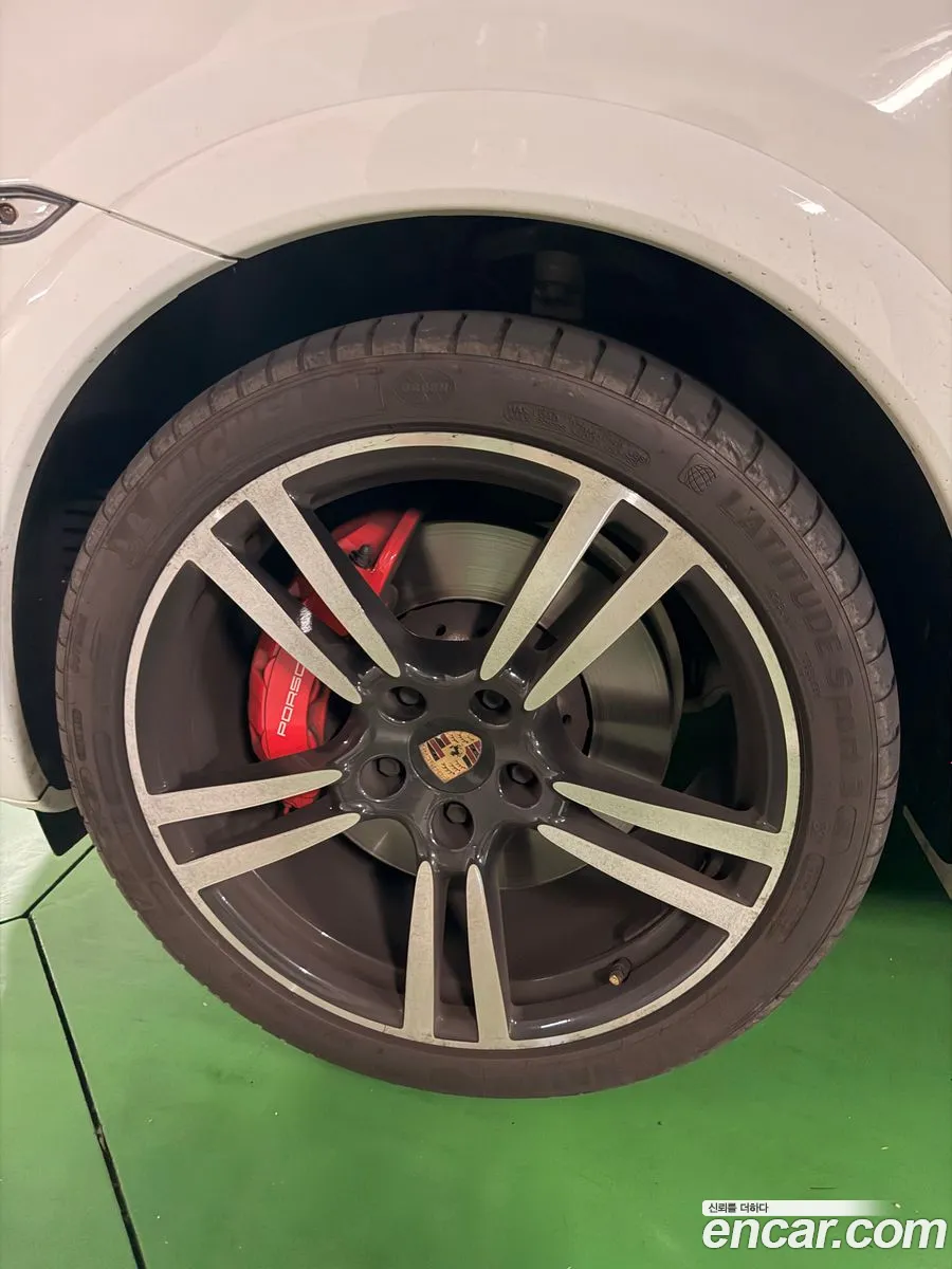 Porsche Cayenne 2013 — 10