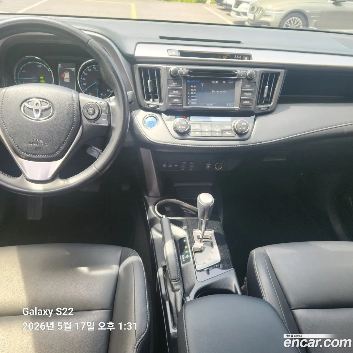 Toyota RAV4 2017 — 11