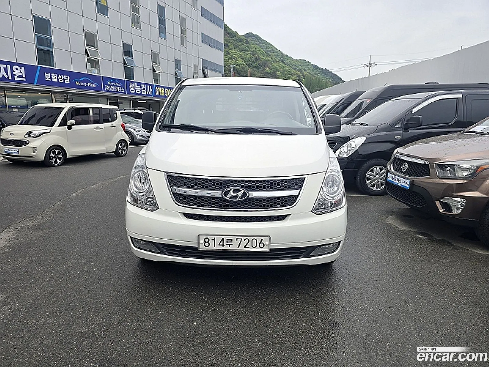 Hyundai Grand Starex 2014 — 2