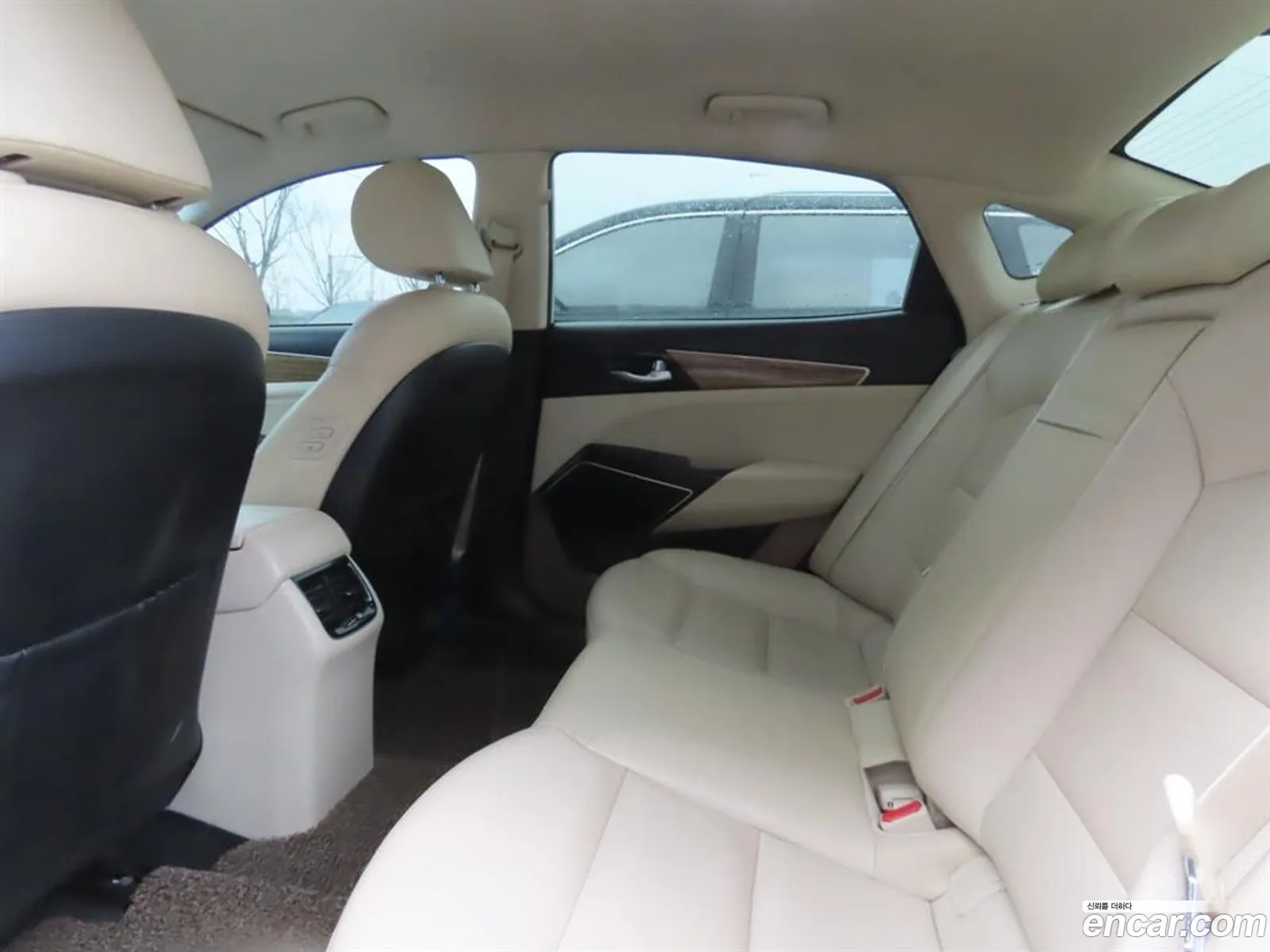 Kia K7 2017 — 11