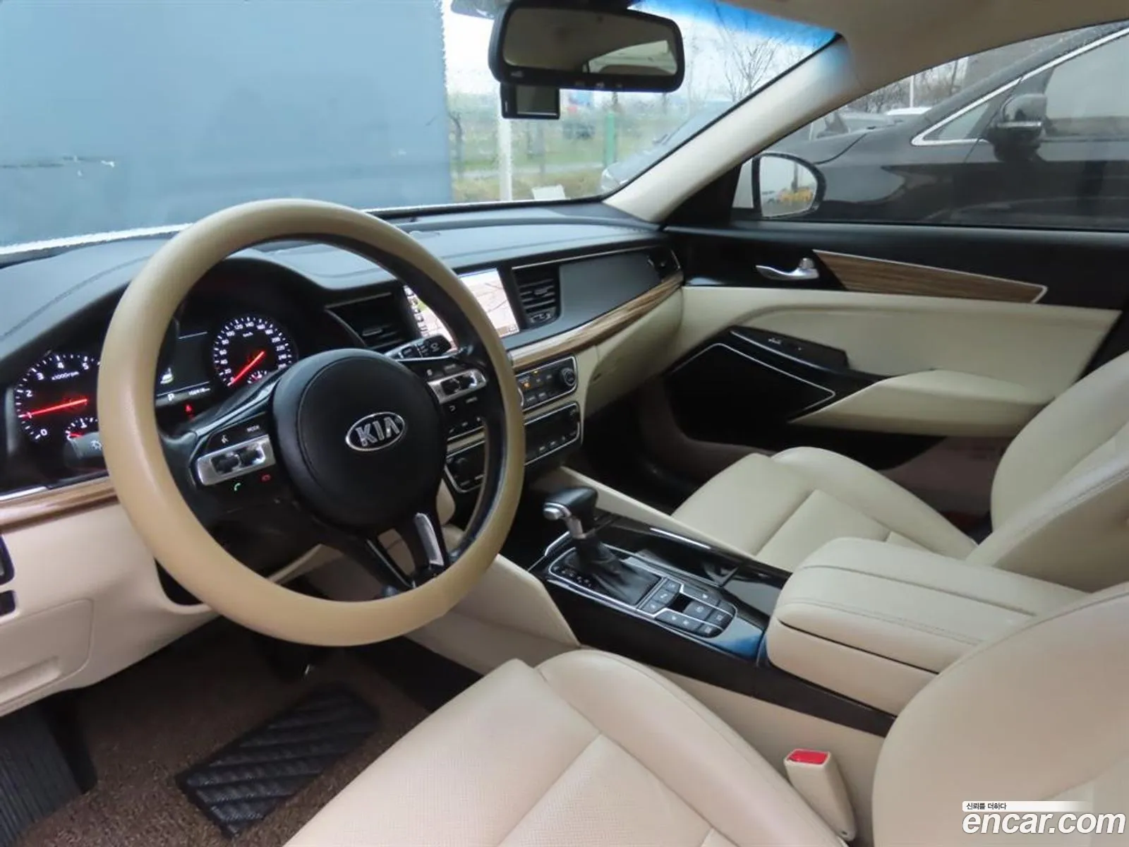Kia K7 2017 — 9