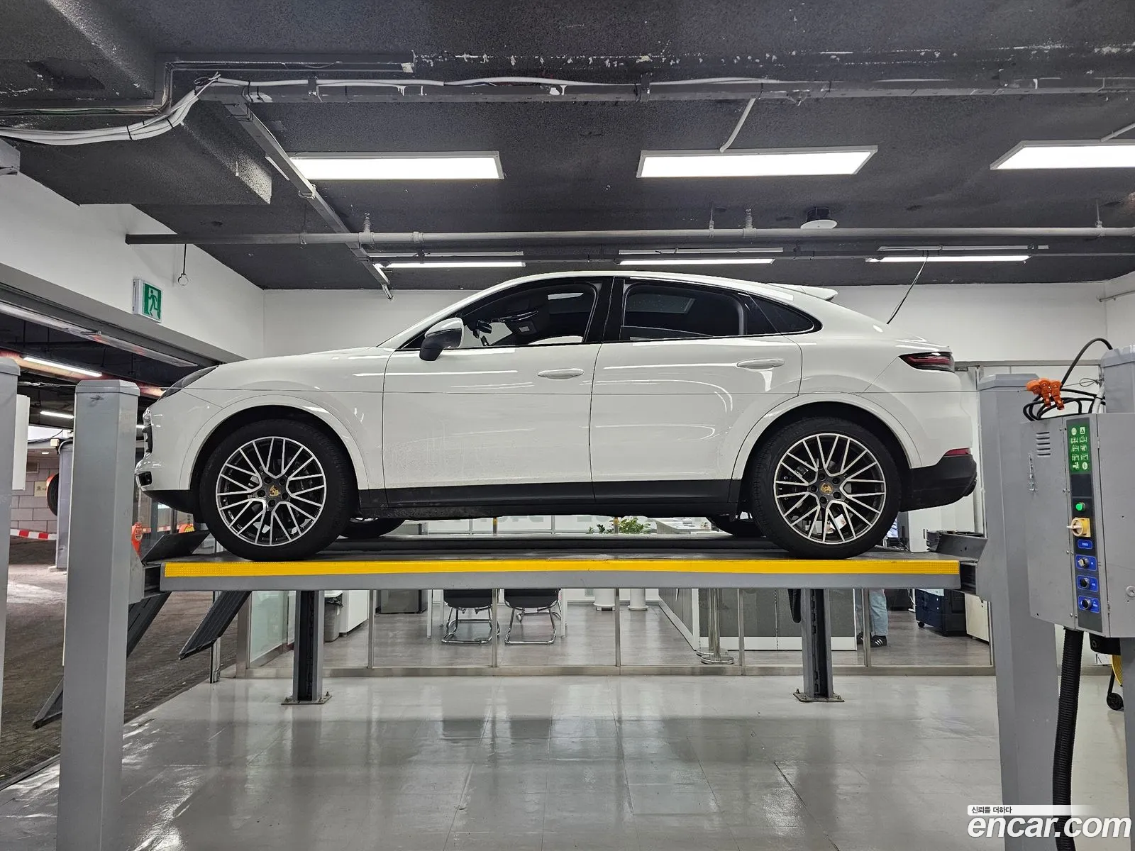 Porsche Cayenne 2020 — 13