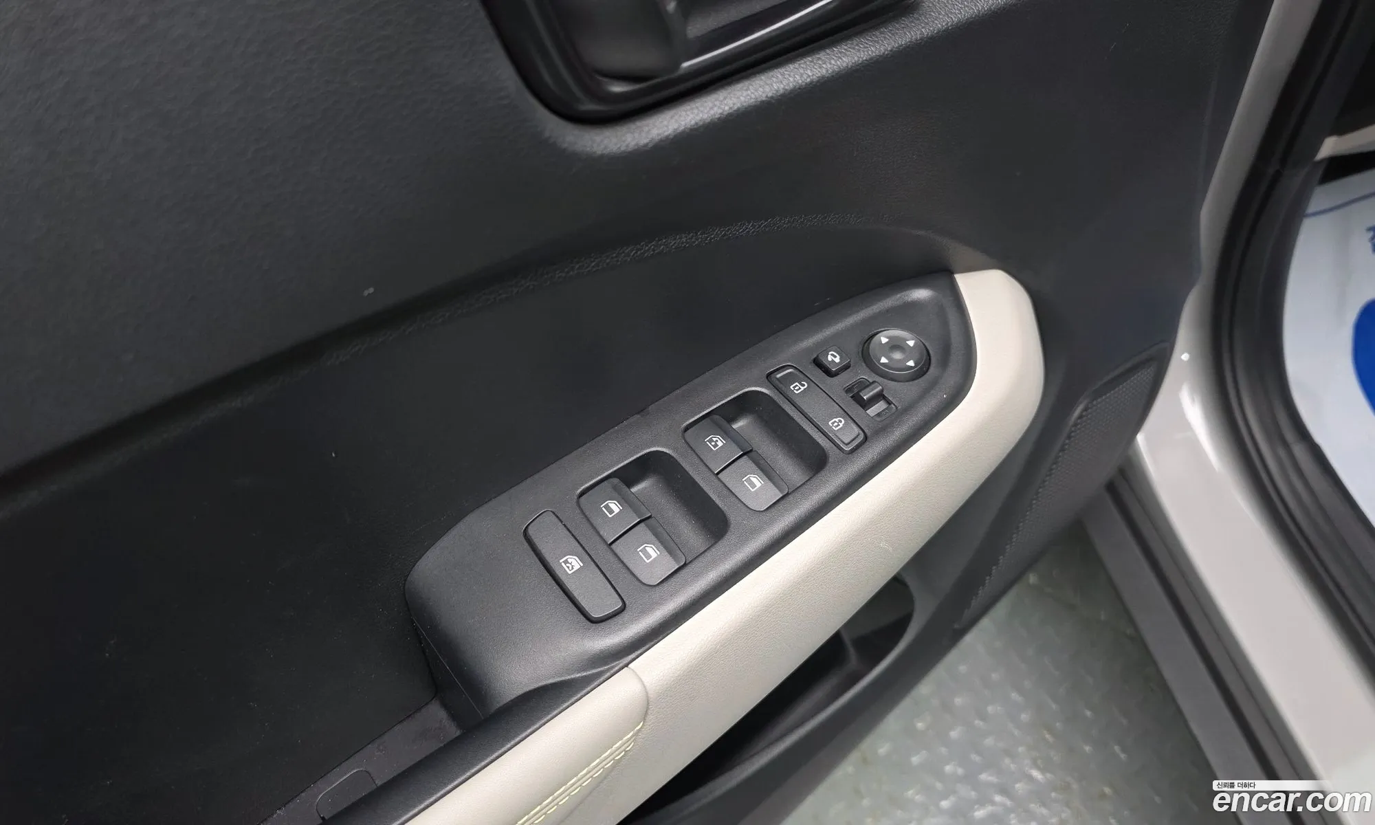Hyundai Venue 2024 — 8
