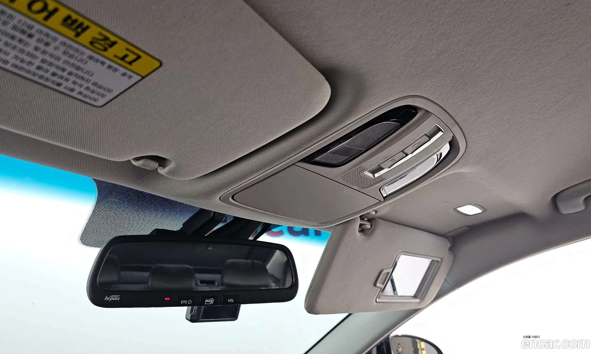 Kia K7 2019 — 8