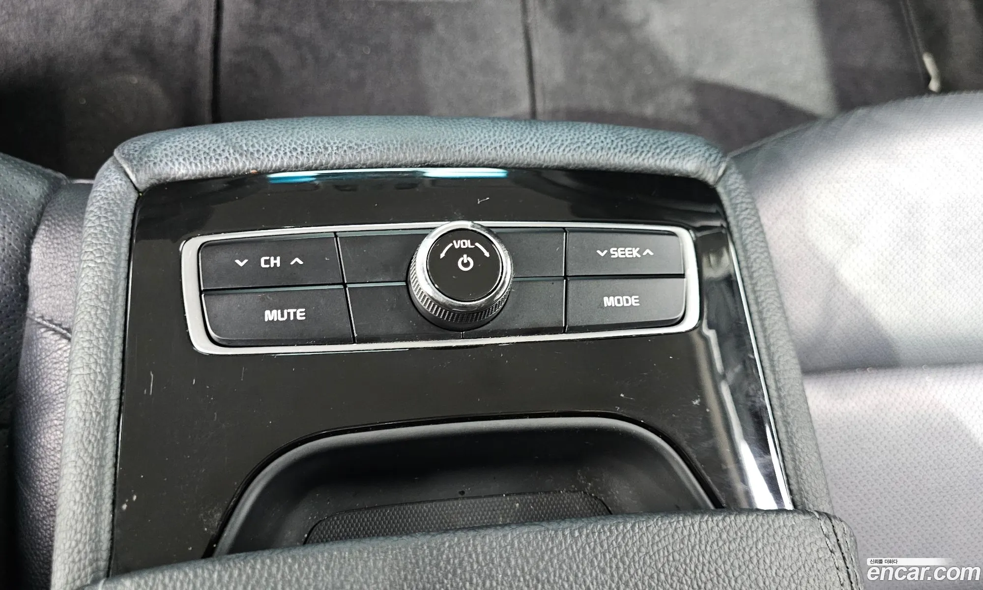 Kia K7 2019 — 19