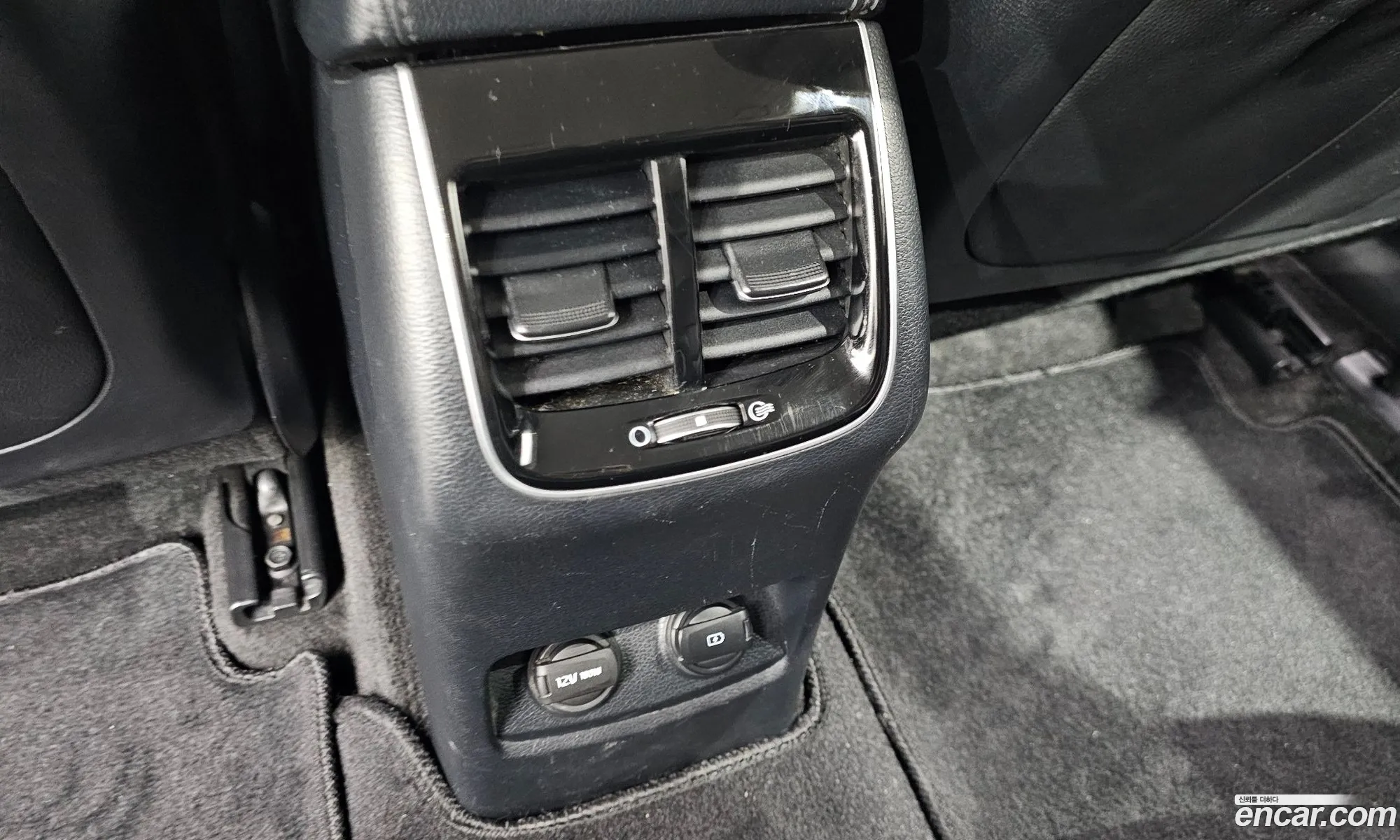 Kia K7 2019 — 31