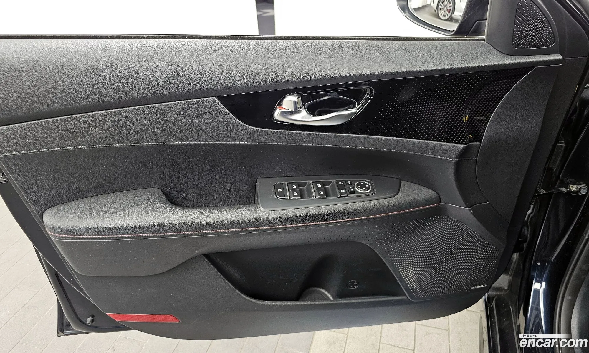 Kia K3 2018 — 25