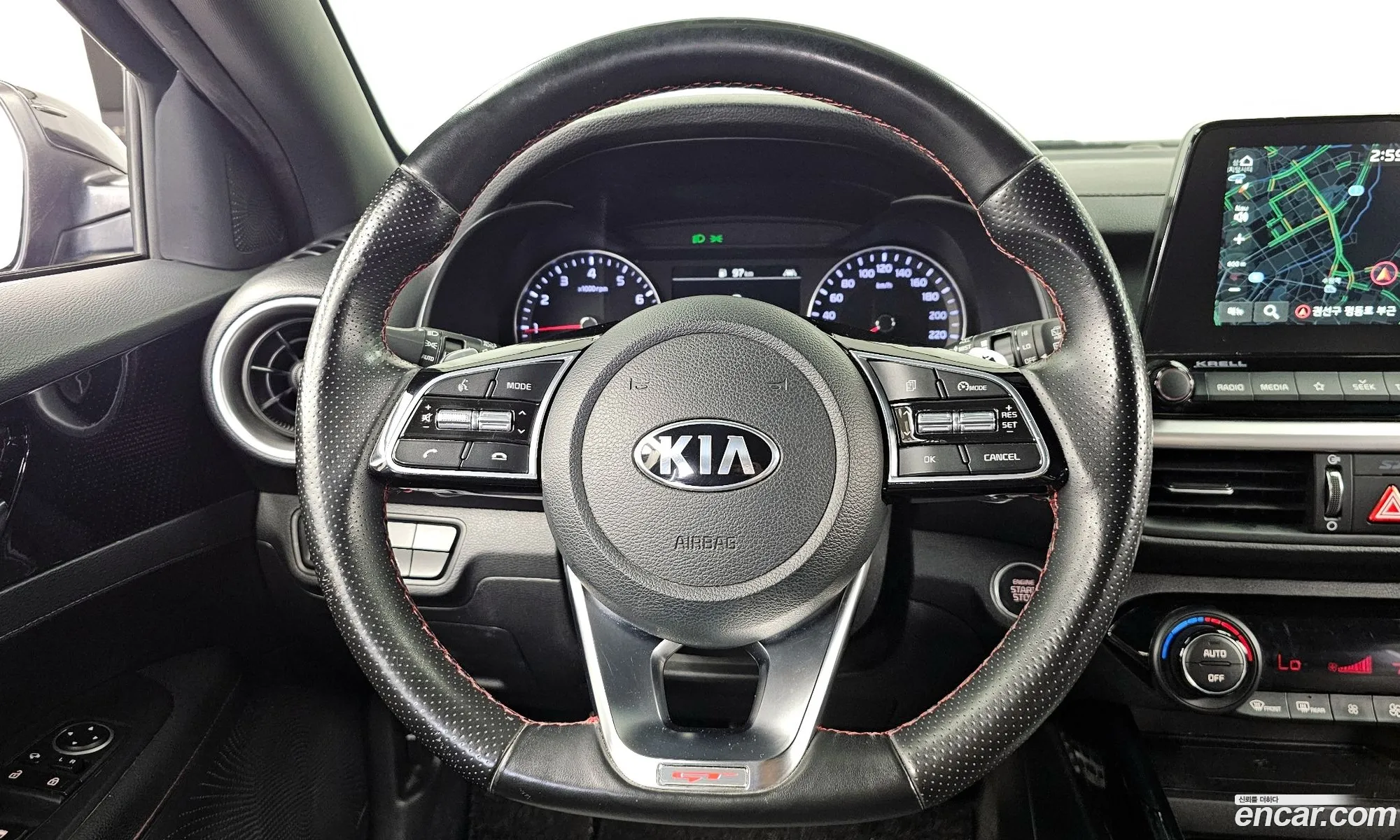 Kia K3 2018 — 17