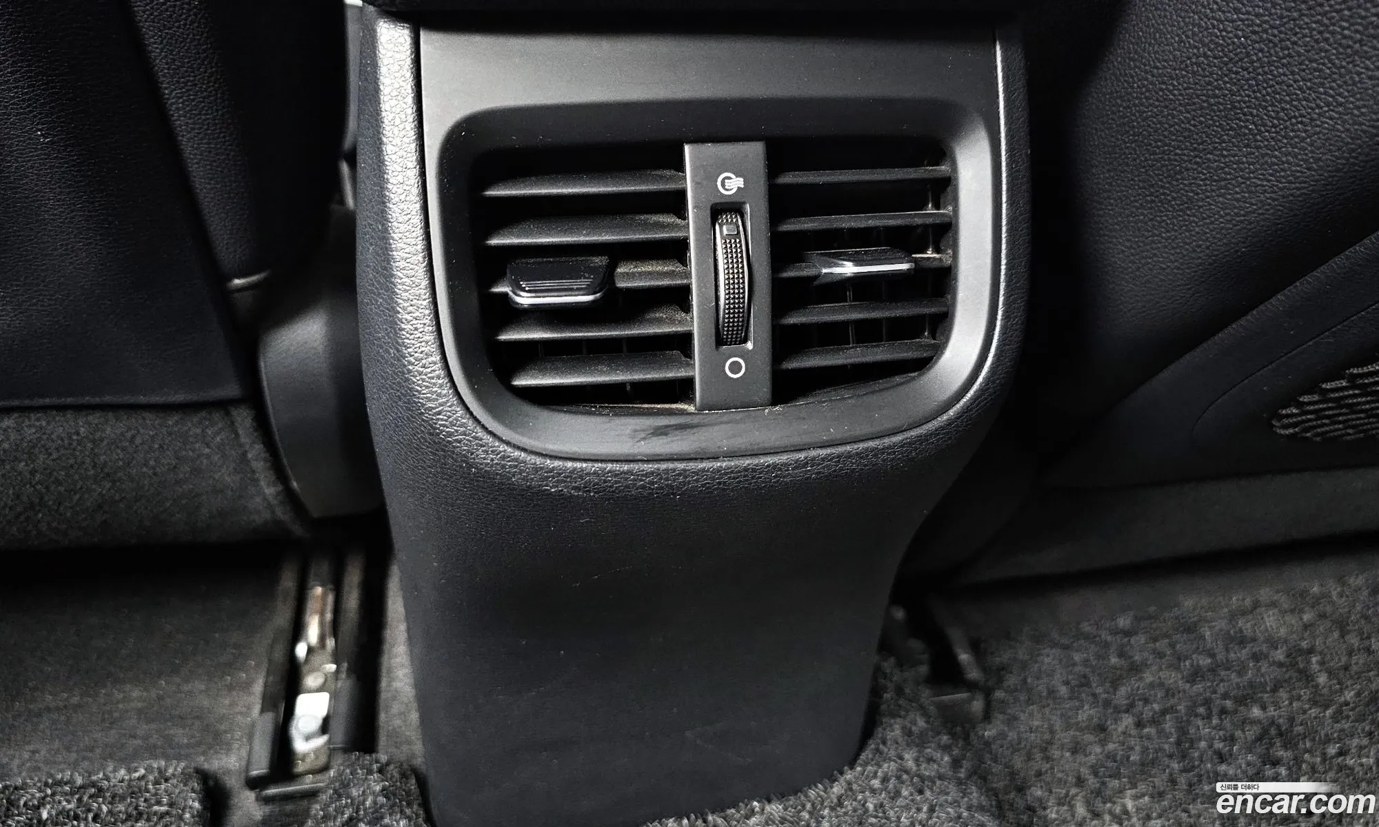 Kia K3 2018 — 27