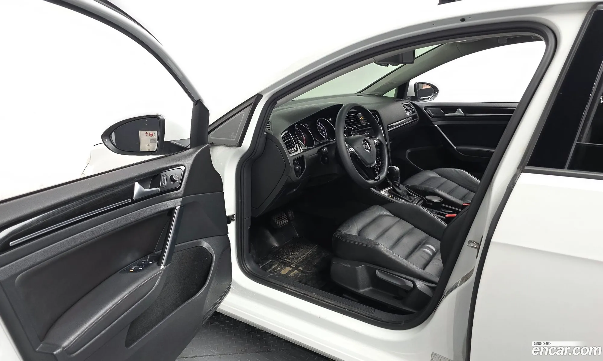 Volkswagen Golf 7th Gen 2015 — 20