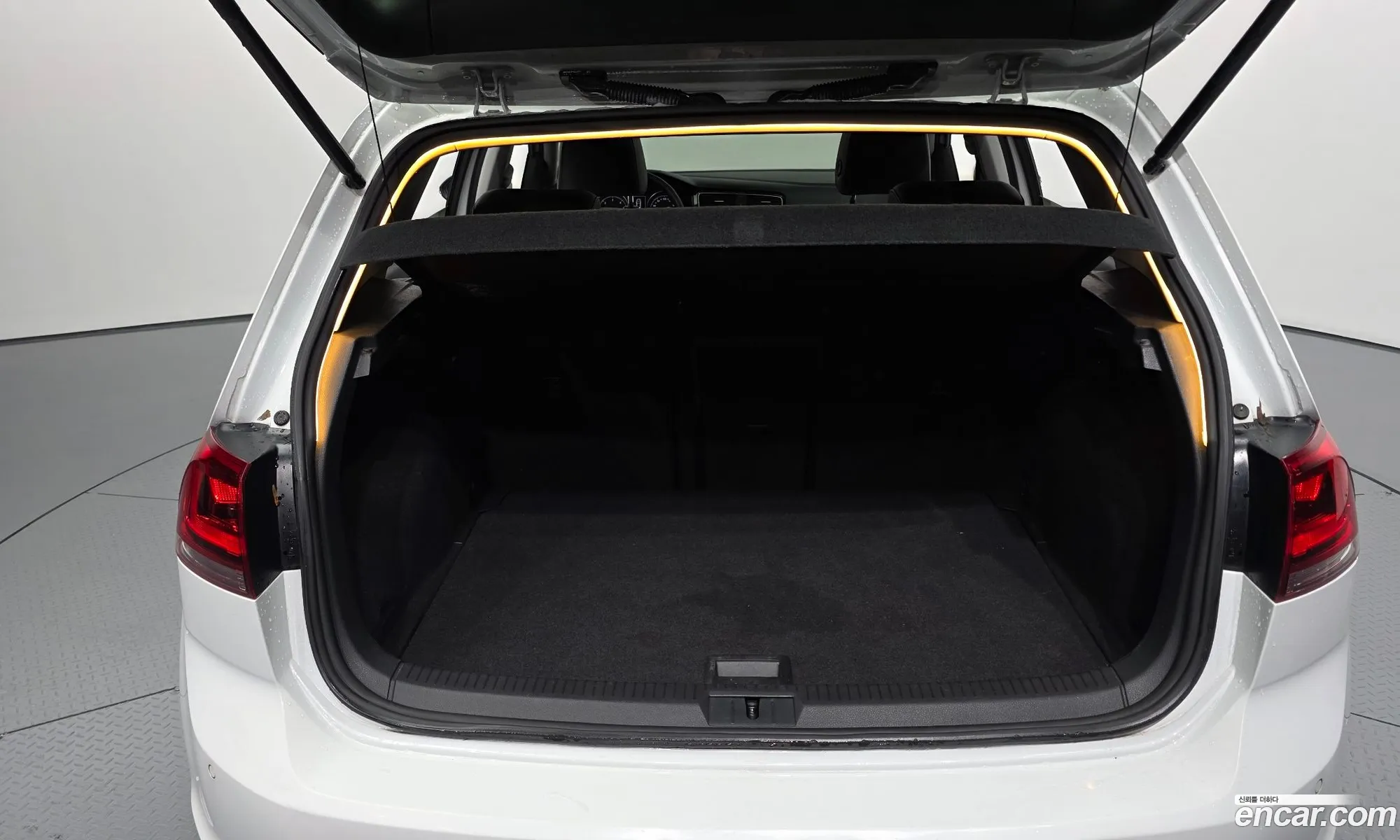 Volkswagen Golf 7th Gen 2015 — 14