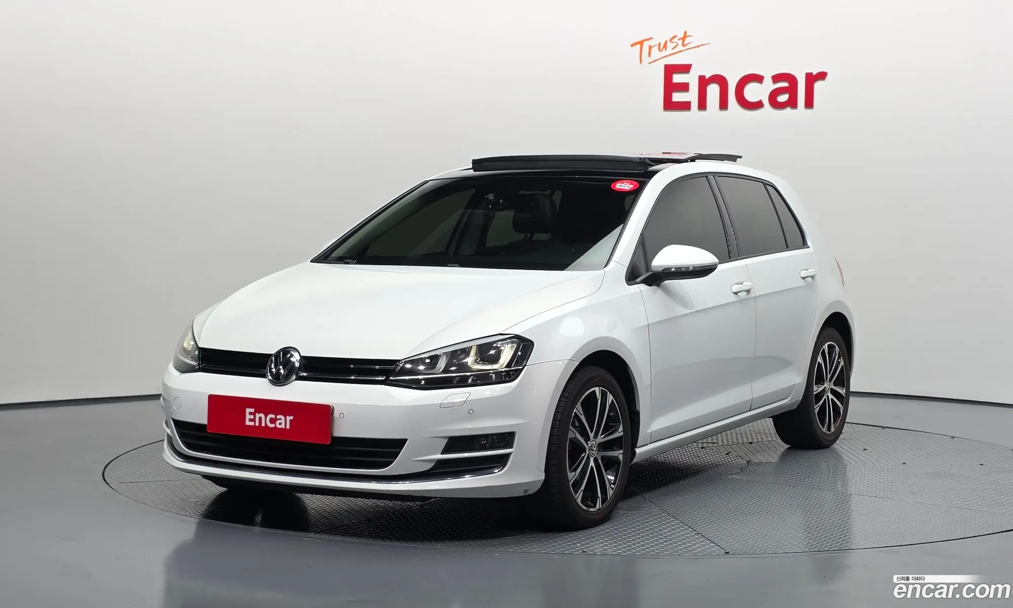 Volkswagen Golf 7th Gen 2015 — 7