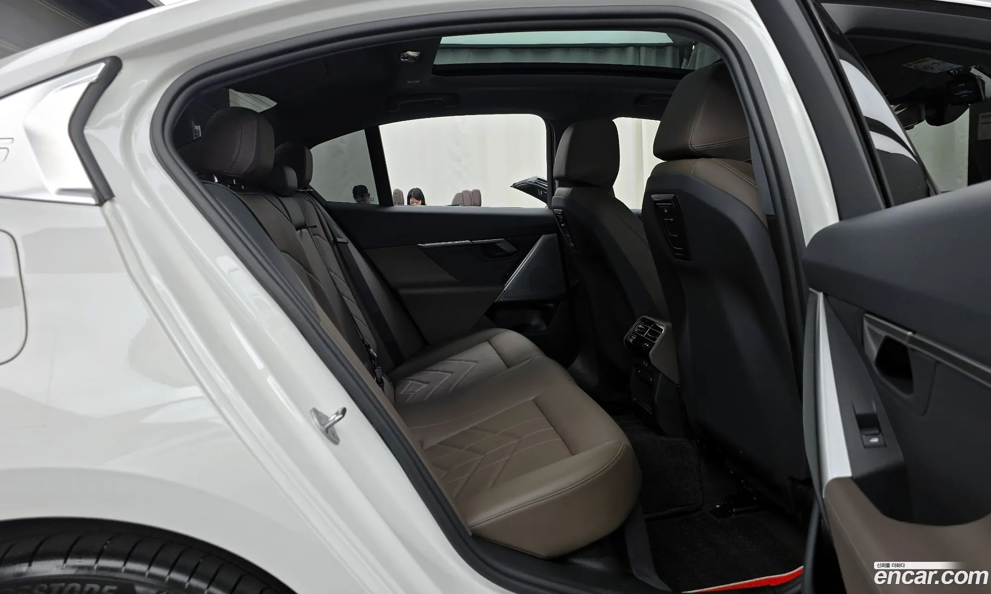 BMW 5 Series 2024 — 30