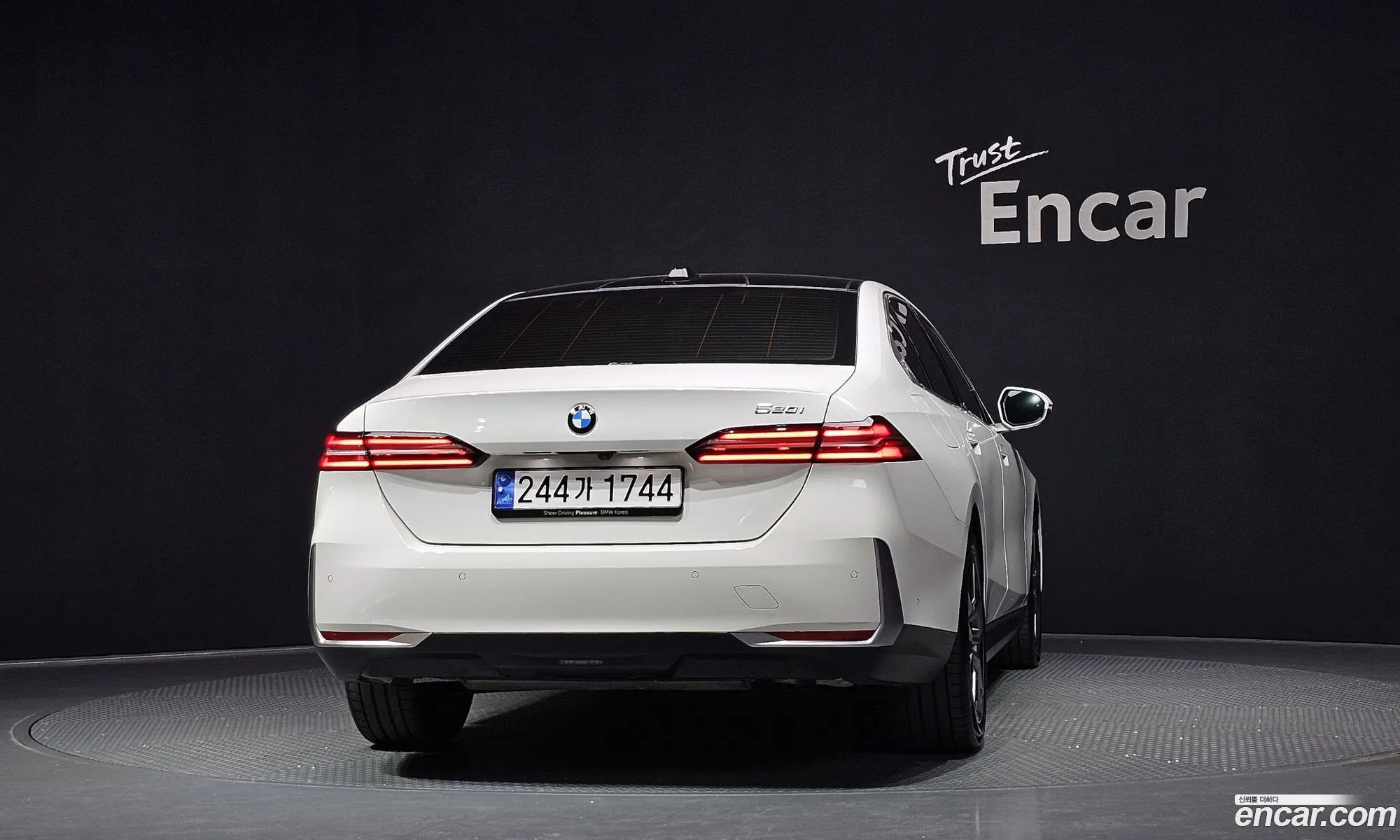 BMW 5 Series 2024 — 20