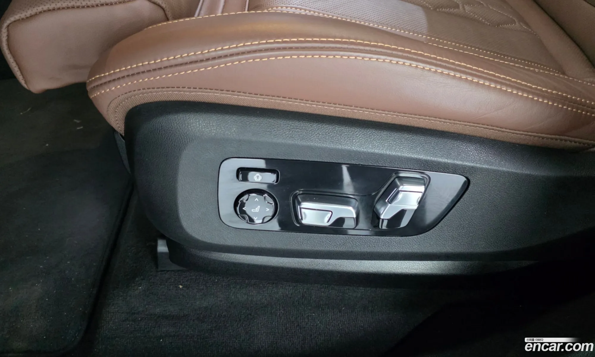 BMW X6 2025 WBA31EX07S9089428 — 2