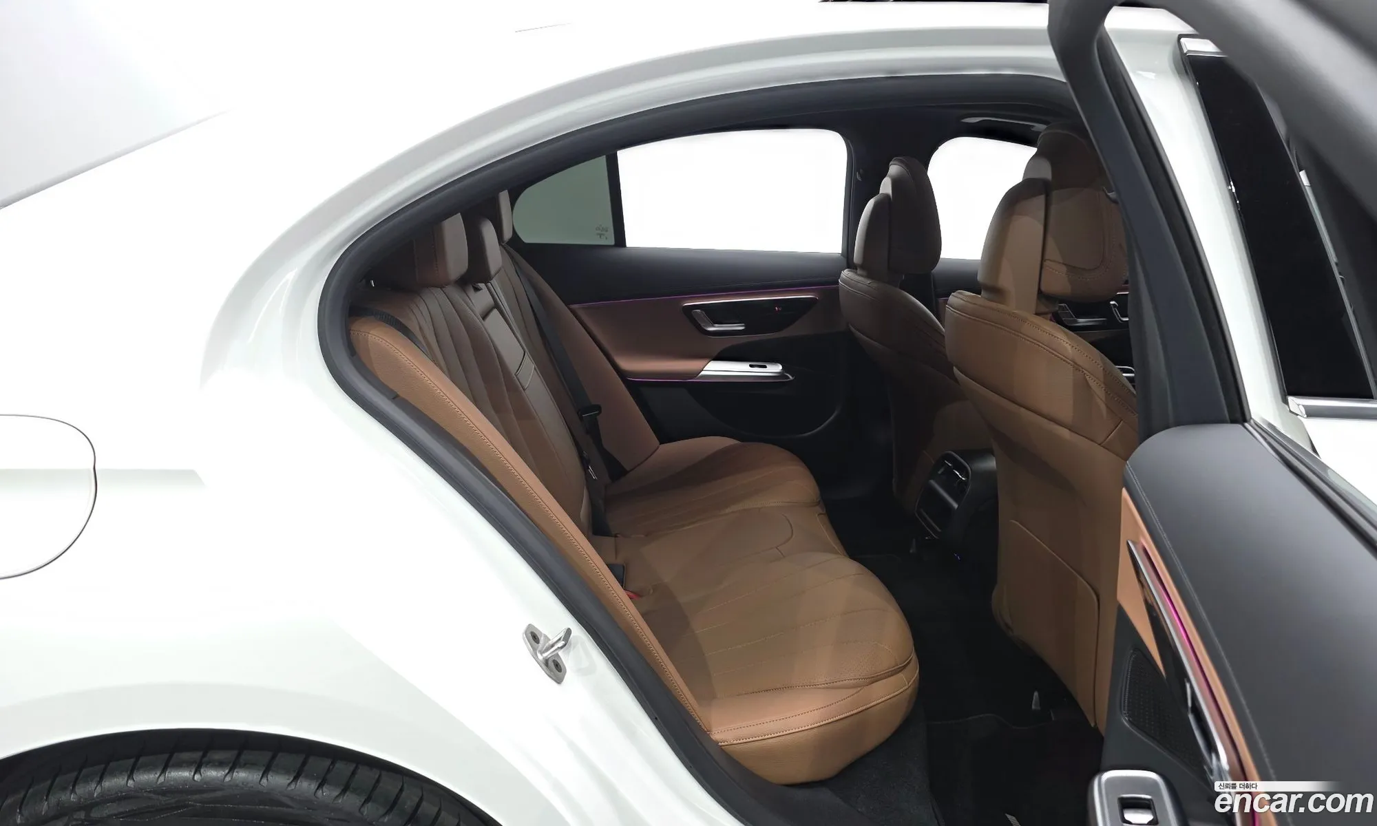 Mercedes-Benz E-Class W214 2025 — 2
