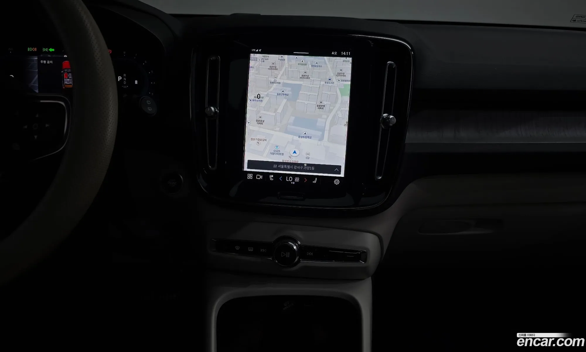 Volvo XC40 2022 — 24