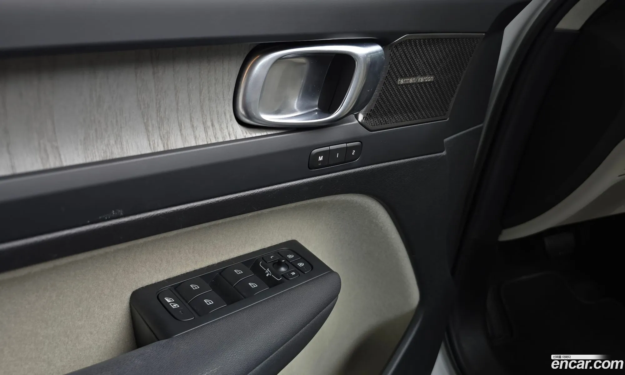 Volvo XC40 2022 — 27