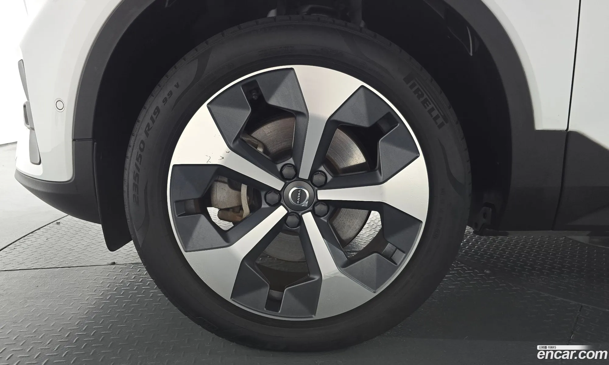 Volvo XC40 2022 — 12