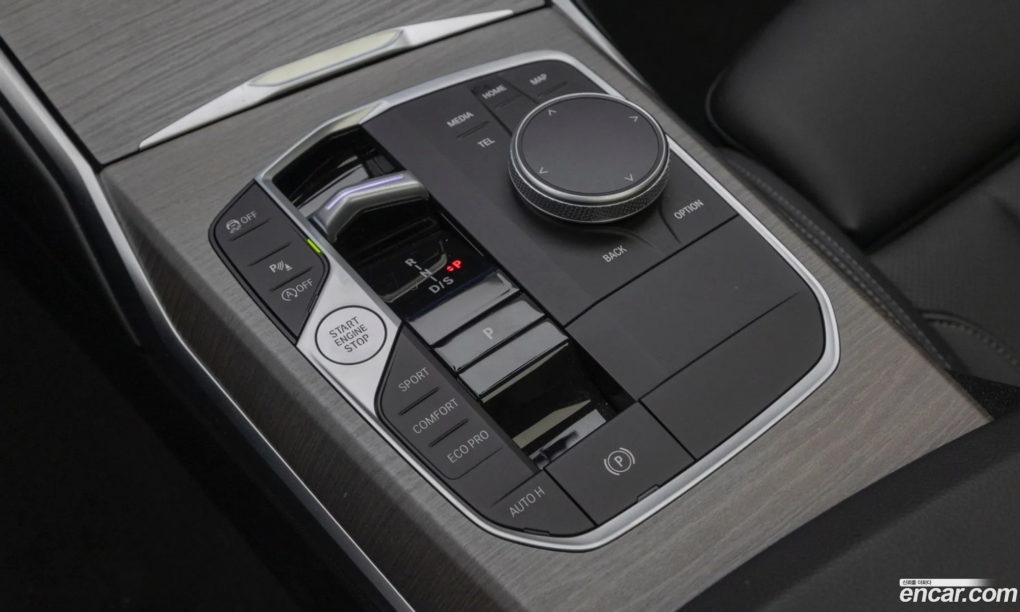 BMW 3 Series 2025 — 18