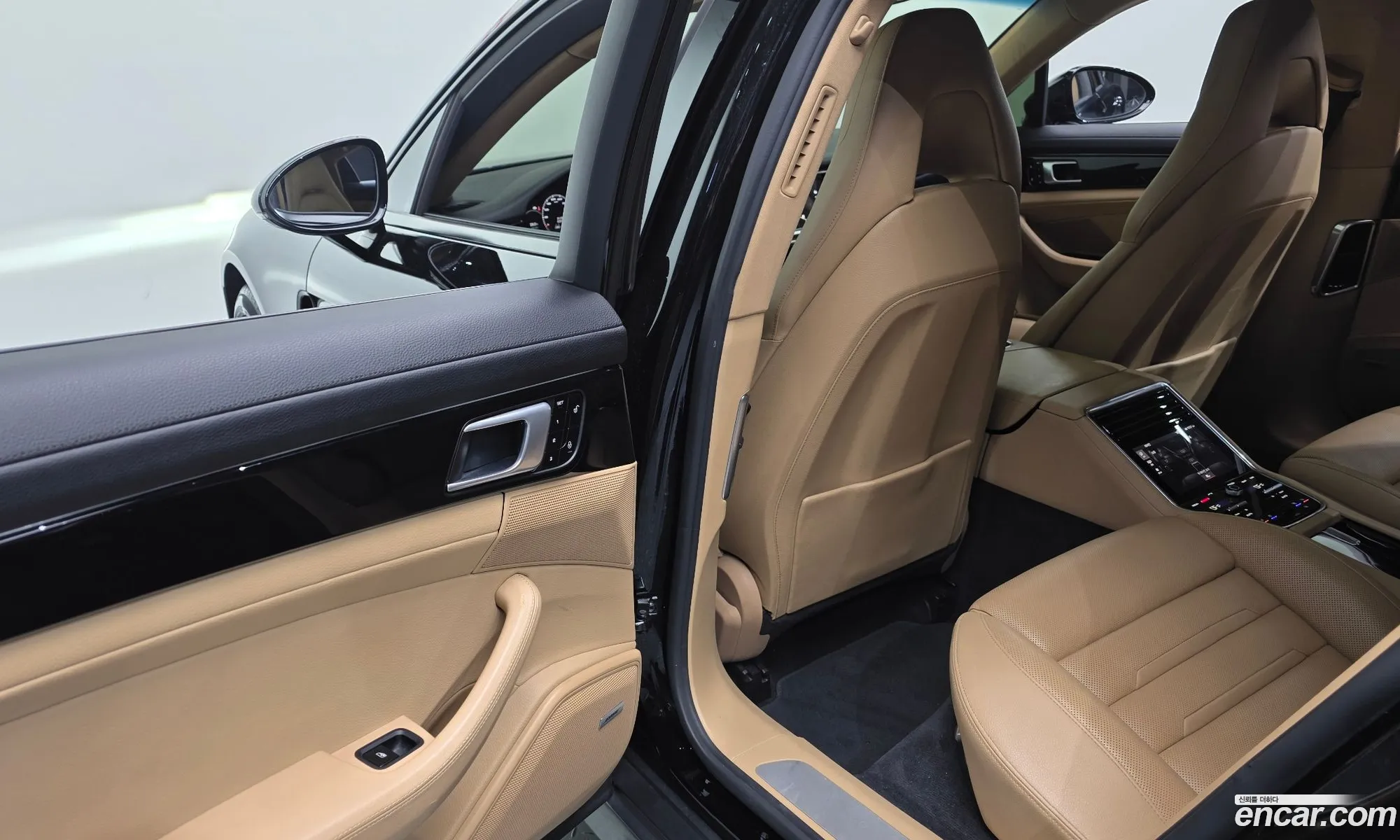 Porsche Panamera 2018 WP0AA2973JL104673 — 17