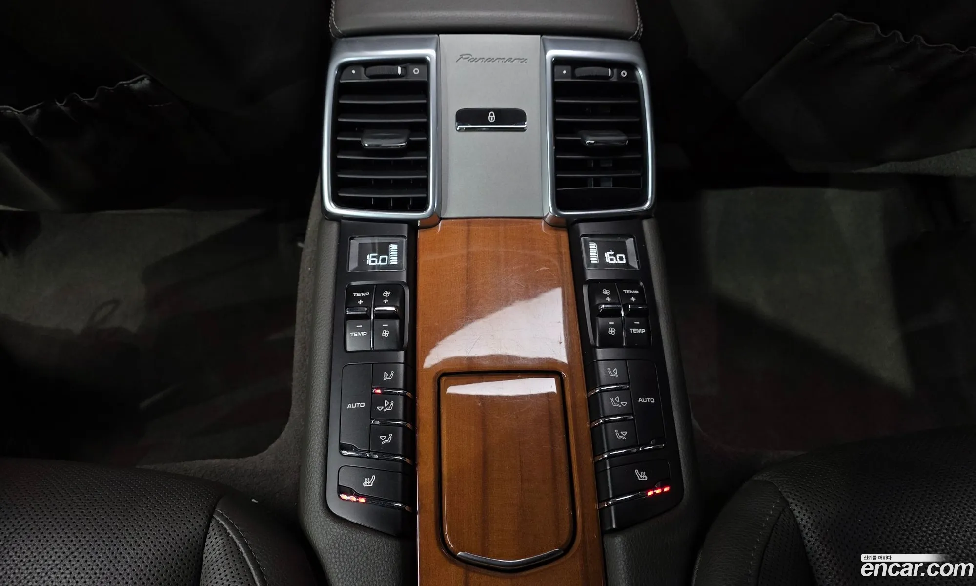 Porsche Panamera 2014 WP0AA297111111111 — 12