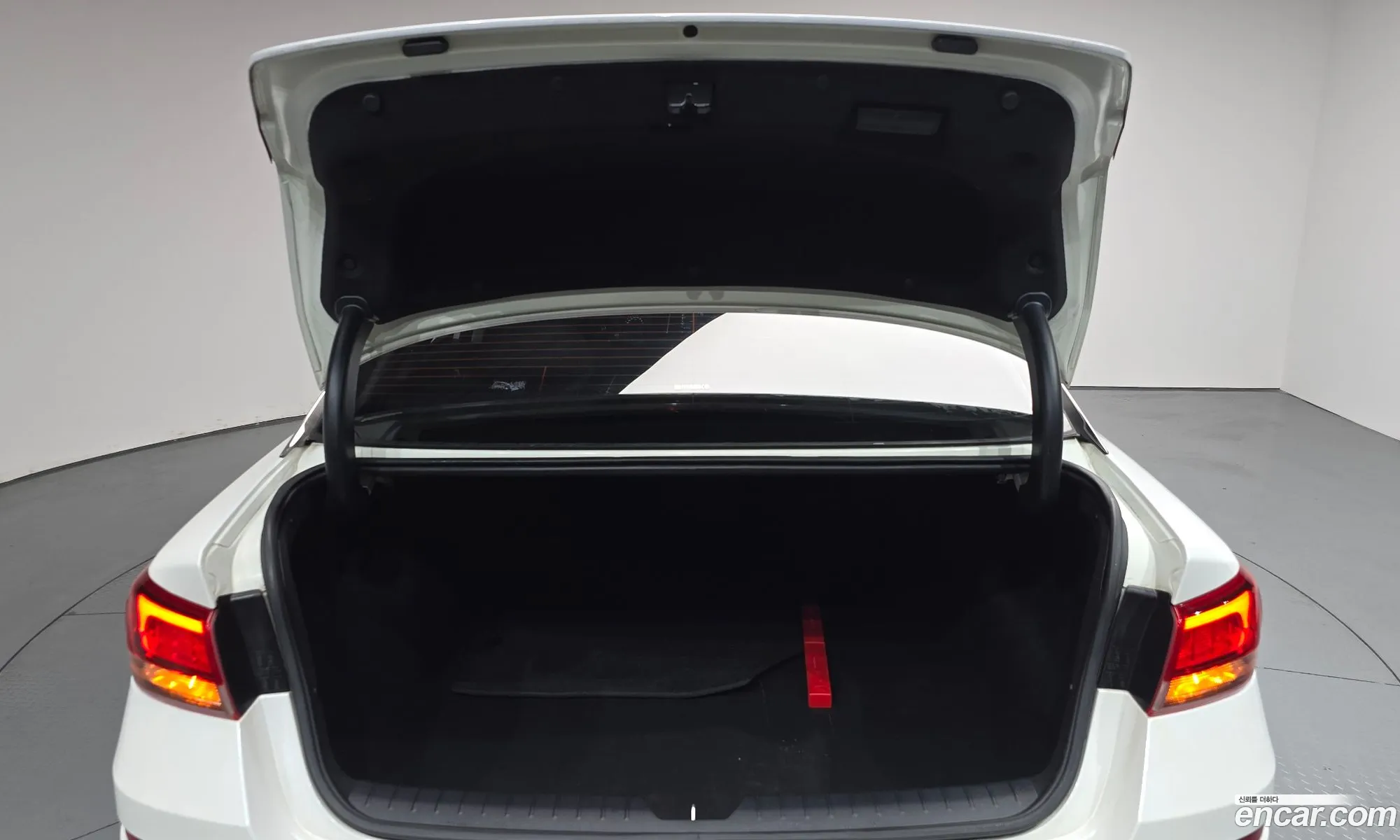 Kia K5 2019 — 2